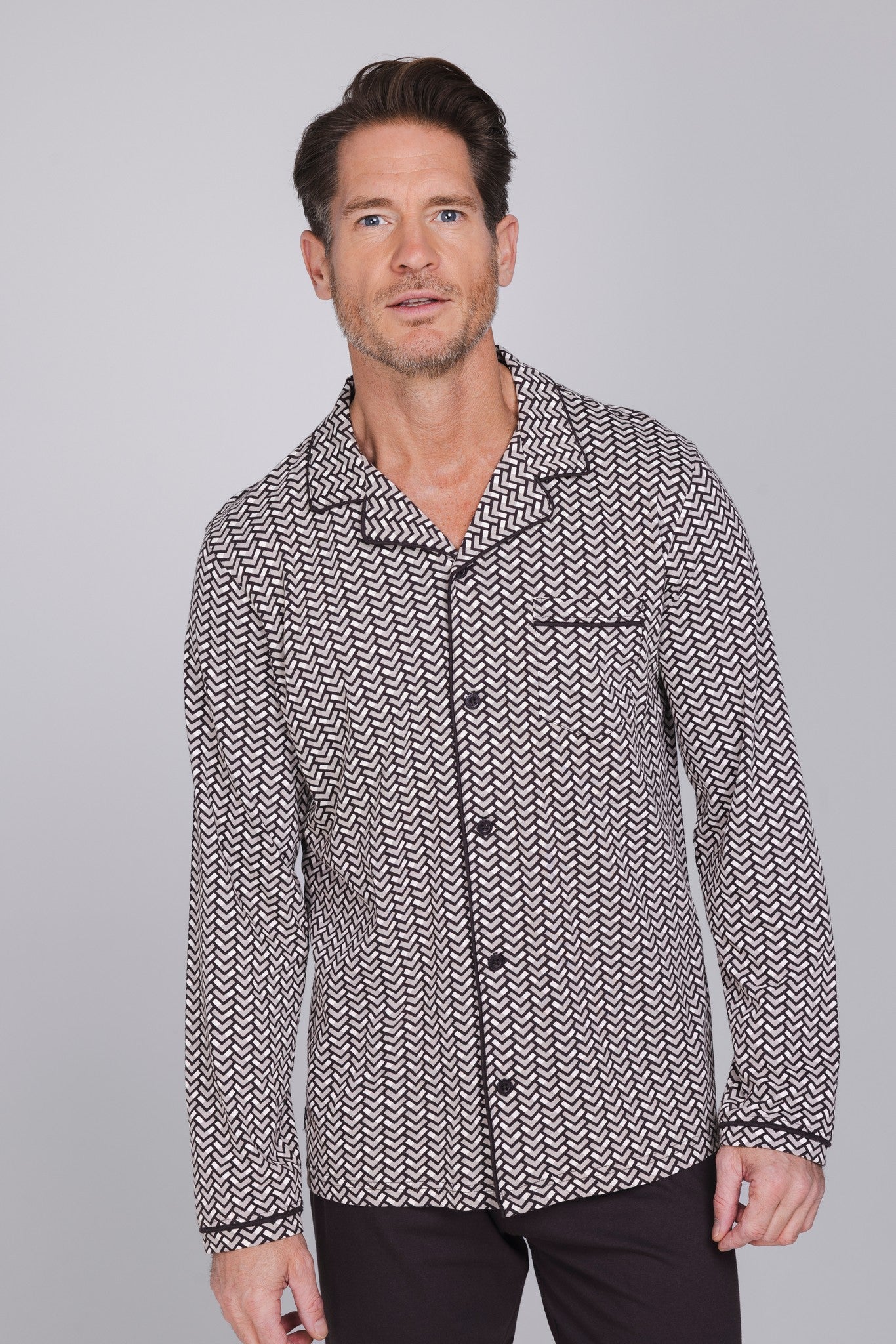 pastunette-urban-essence-herren-pyjama-braun-baumwolle-2 image 6