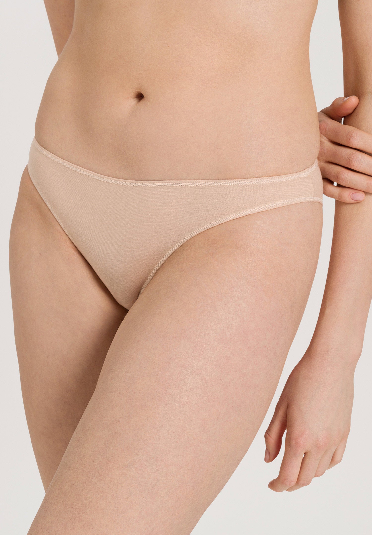 hanro-ultralight-mini-briefs-slip-beige-baumwolle image 2
