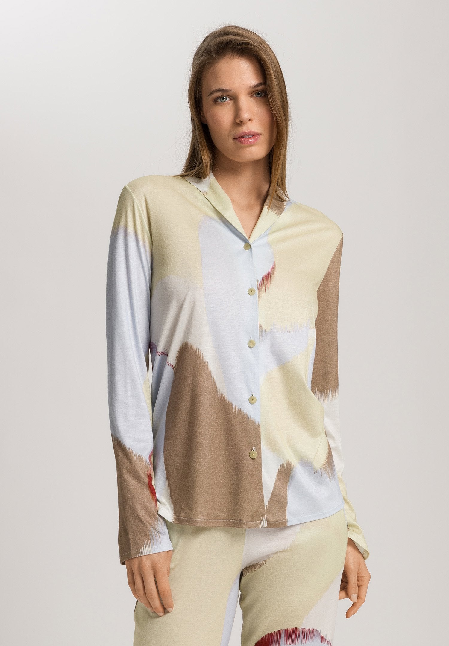 hanro-olivia-l-slv-shirt-langarm-abstract-paint-tencel-modal image 2