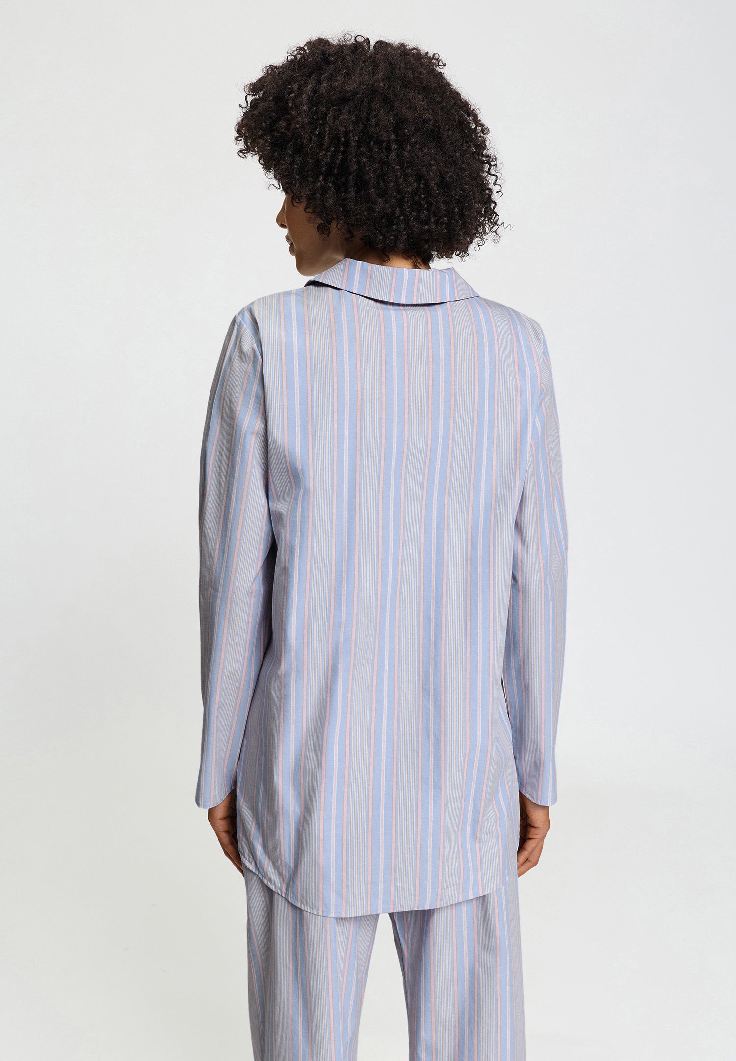 hanro-sleep-lounge-bigshirt-damen-lilian-stripes image 5