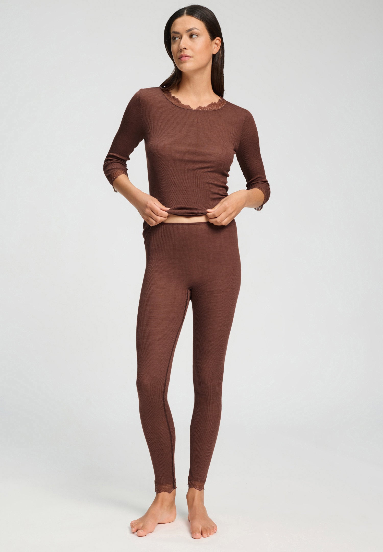 hanro-woolen-lace-leggings-wolle-seide-cinnamon image 5