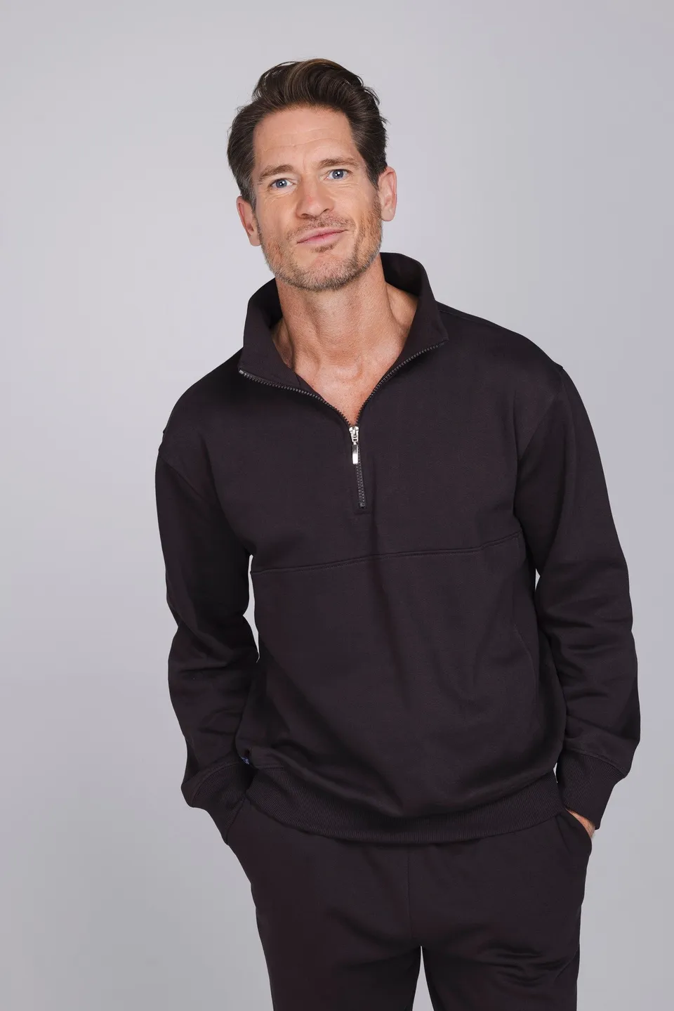 pastunette-urban-essence-hausanzug-herren-braun-french-terry image 1