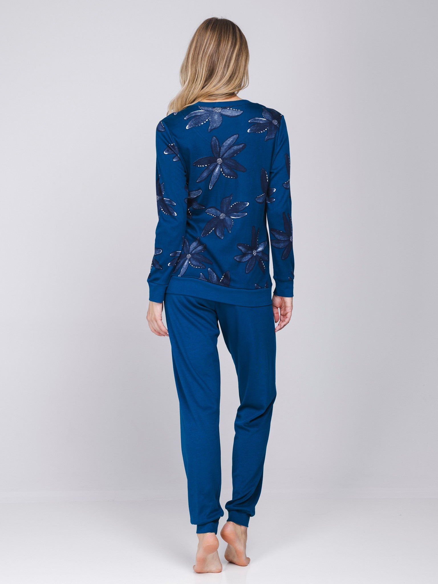 pastunette-premium-blue-mirage-pyjama-blau-blumen-baumwolle image 4