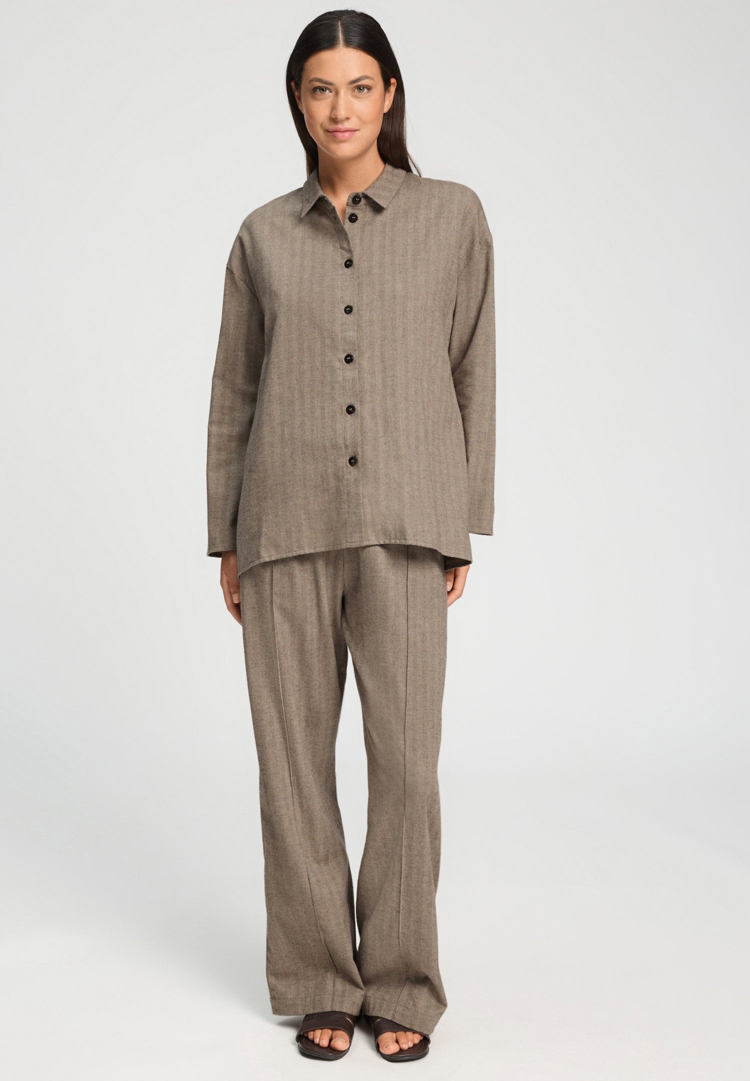hanro-woolen-luxury-bluse-earthy-woven-wolle-flanell image 5