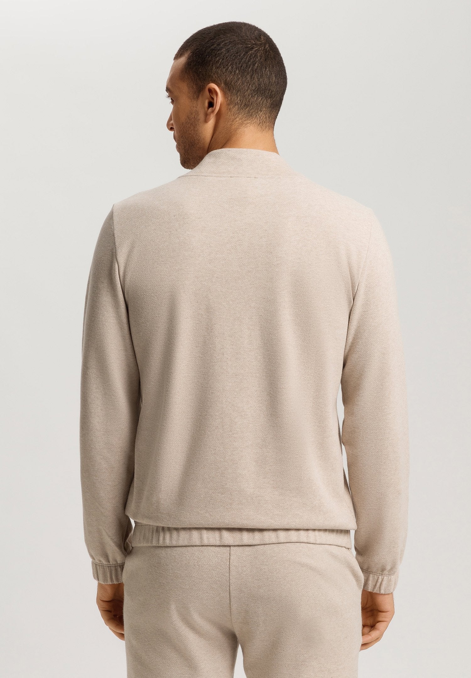 hanro-cozy-living-pullover-camel-melange-bio-baumwolle-herren image 4