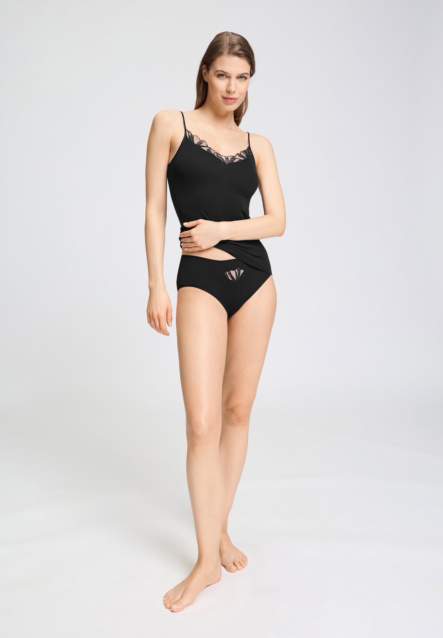 hanro-rosaria-midi-briefs-slip-black-stickerei-baumwolle image 5