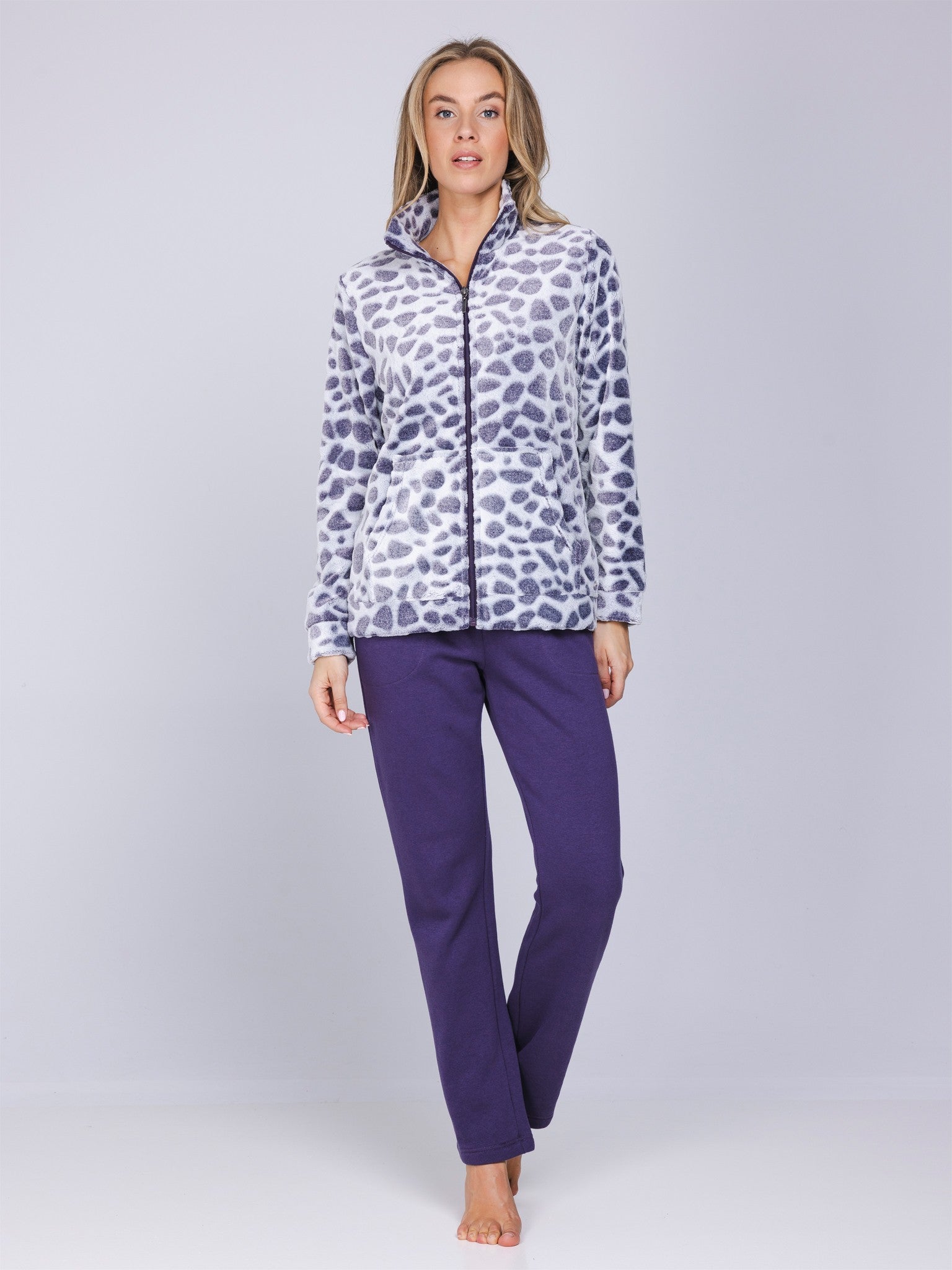 pastunette-purple-pebbles-hausanzug-lila-teddy-fleece-set image 3