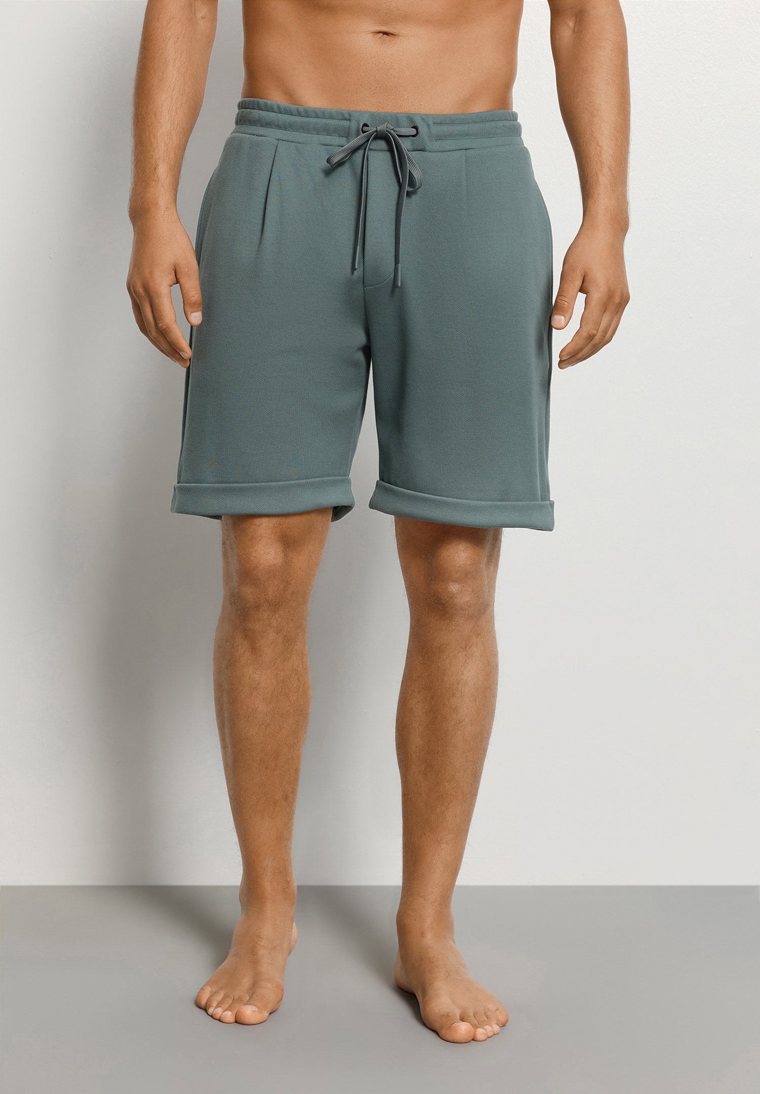hanro-travelwear-short-pants-herrenshorts-studio-green-bio image 2