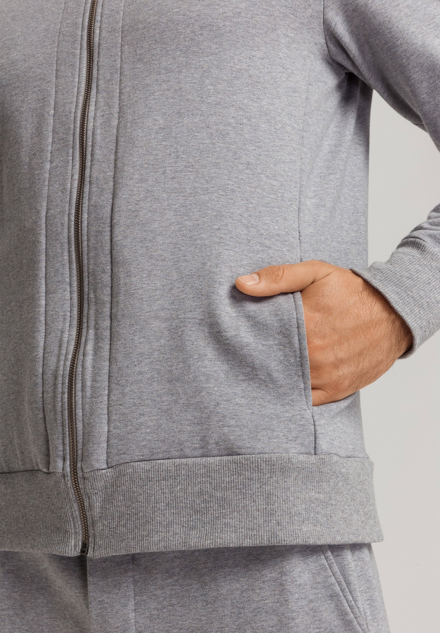 hanro-natural-living-cardigan-075774-grey-melange-bio image 6