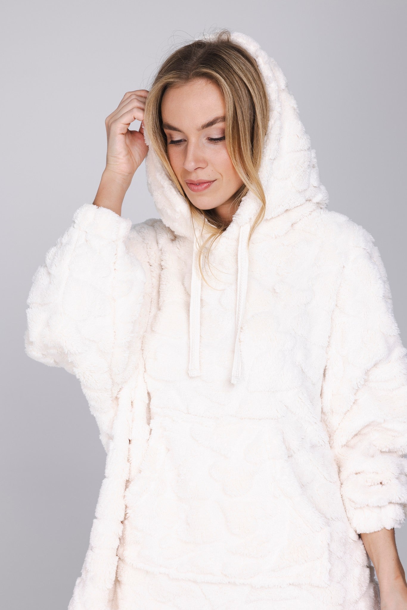 myrebelle-endless-love-snuggle-hoodie-ecru-herzen image 7