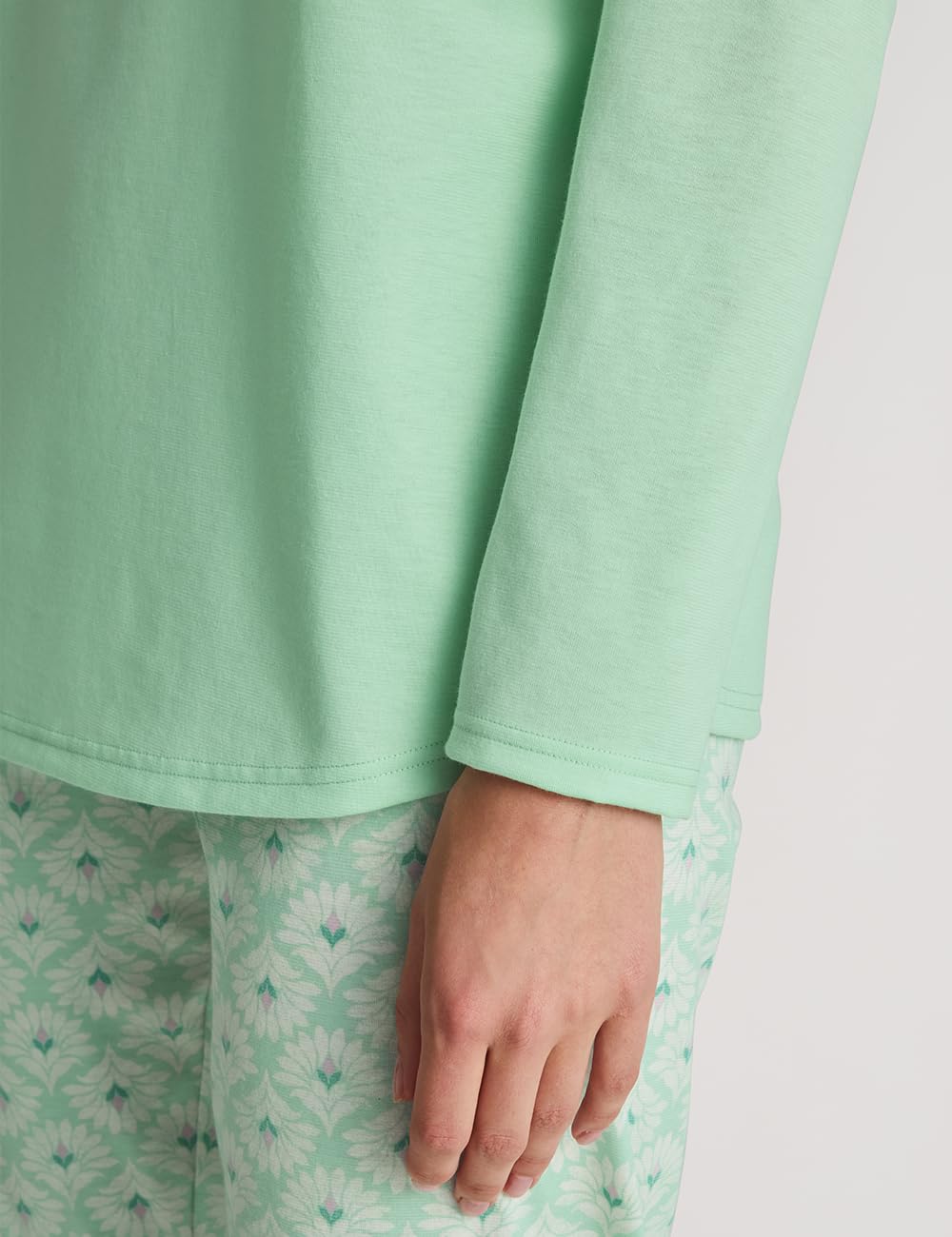 calida-favourites-dreams-pyjama-damen-lang-bio-baumwolle-muster image 3