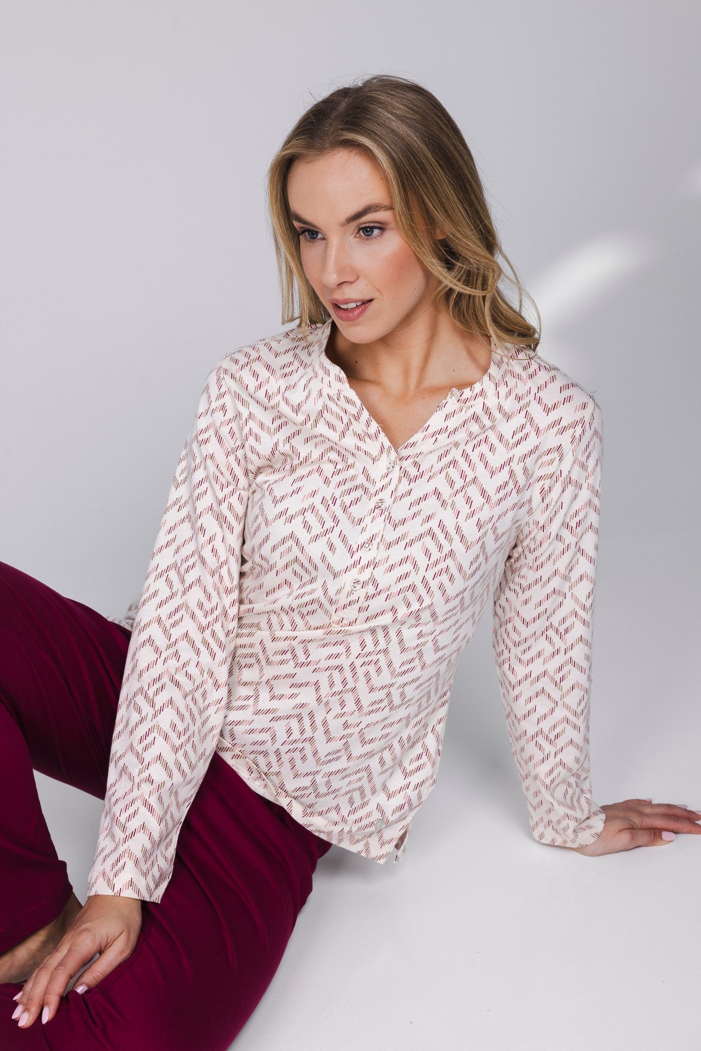 pastunette-rosewood-comfort-damen-pyjama-rot-bio-baumwolle image 4