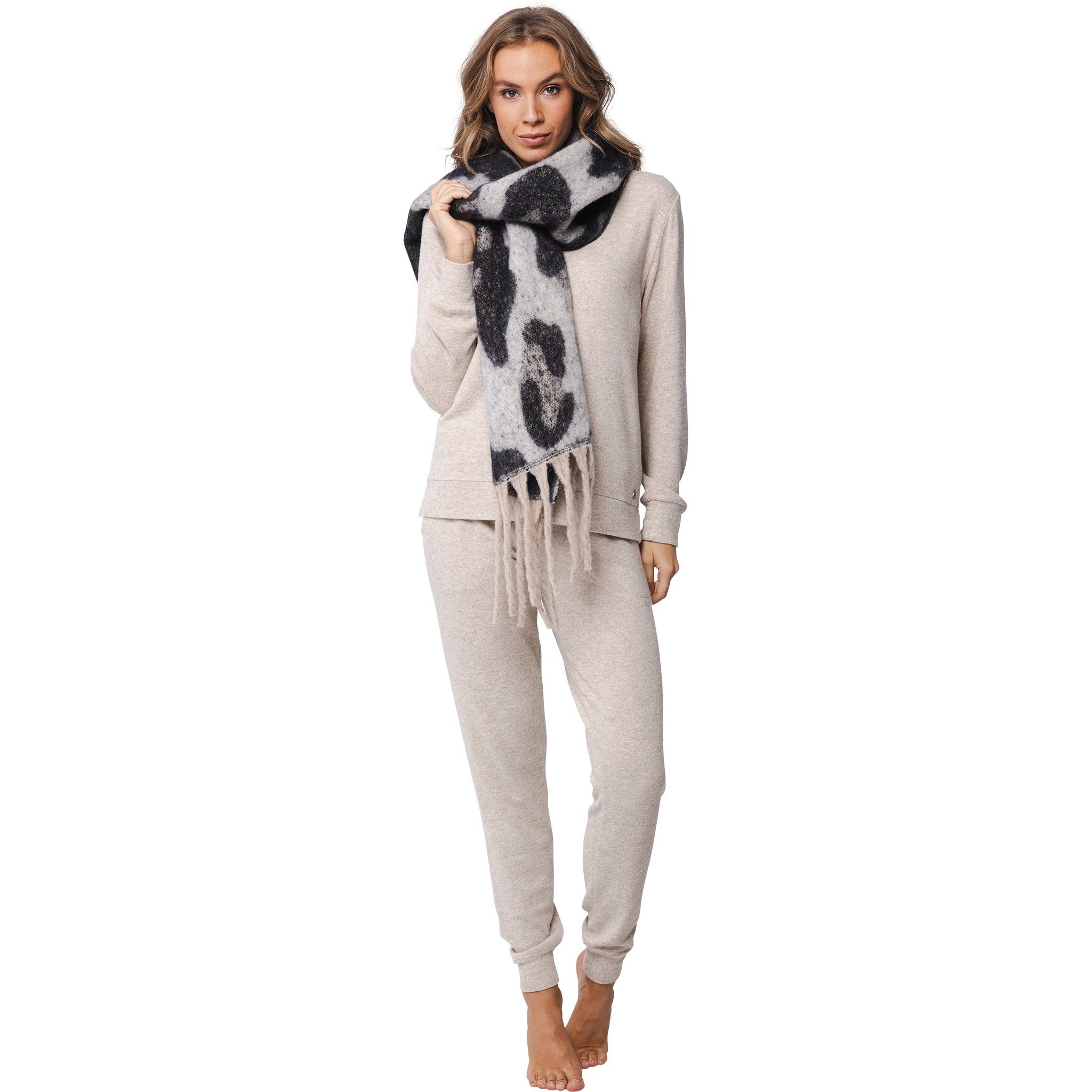 pastunette-premium-schal-grau-leo-polyester-mit-fransen image 1