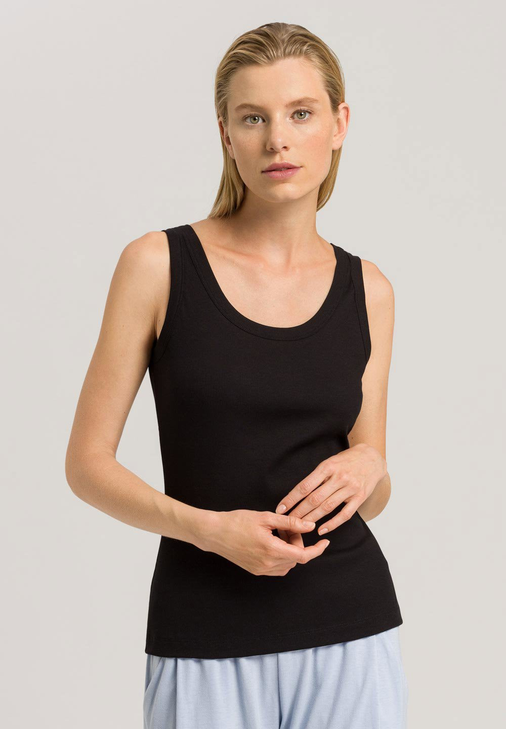 hanro-sleep-lounge-tank-top-ripp-schwarz-baumwolle image 2
