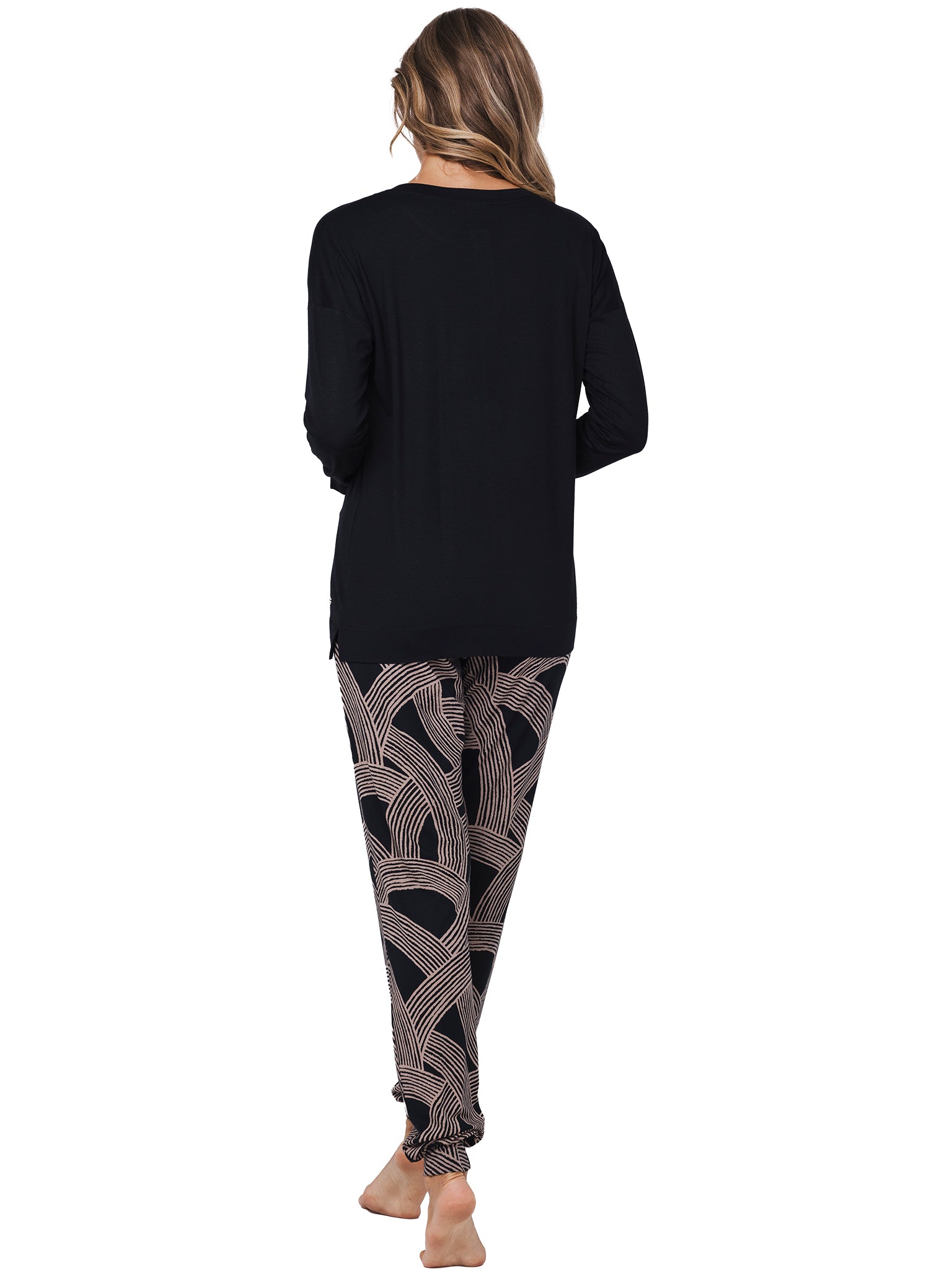 pastunette-premium-balance-pyjama-schwarz-mit-print image 4