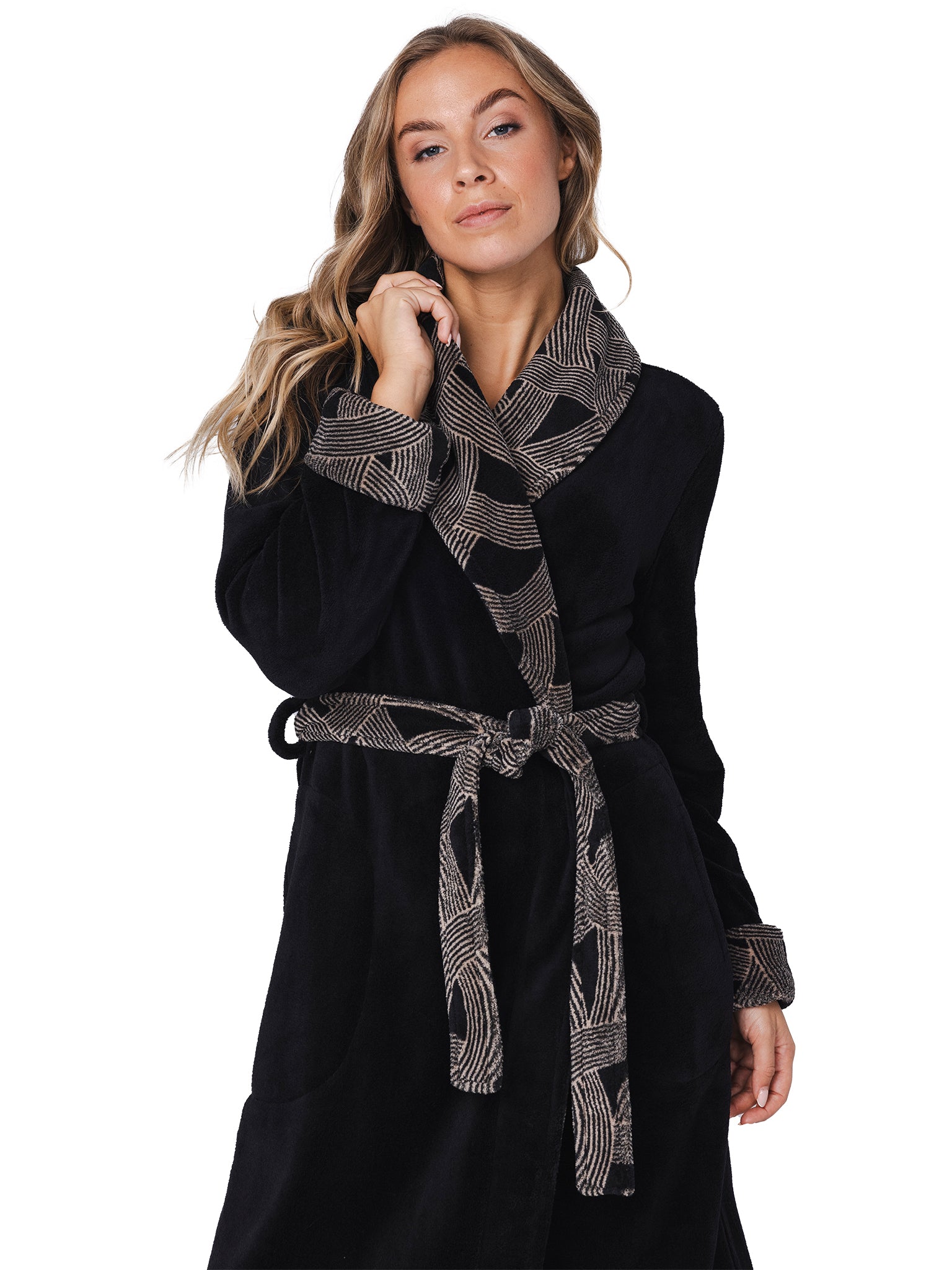 pastunette-premium-balance-morgenmantel-damen-schwarz-fleece image 4