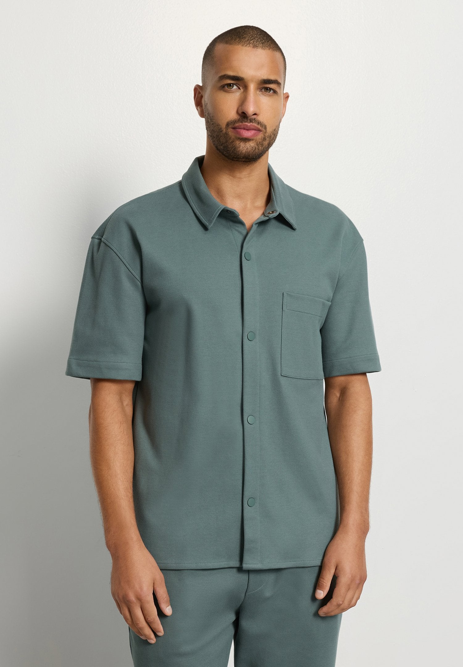 hanro-travelwear-cardigan-studio-green-gr-e-m-bio-baumwolle image 2