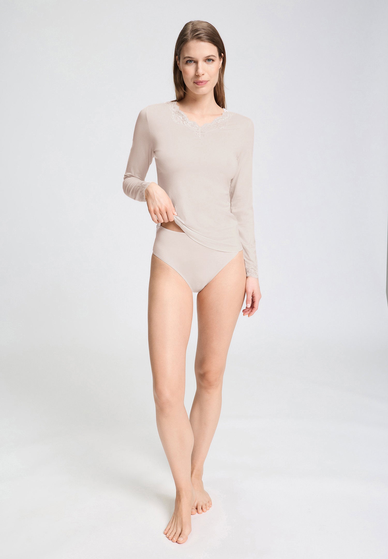 hanro-dana-071841-langarmshirt-moonlight-spitze-modal image 5