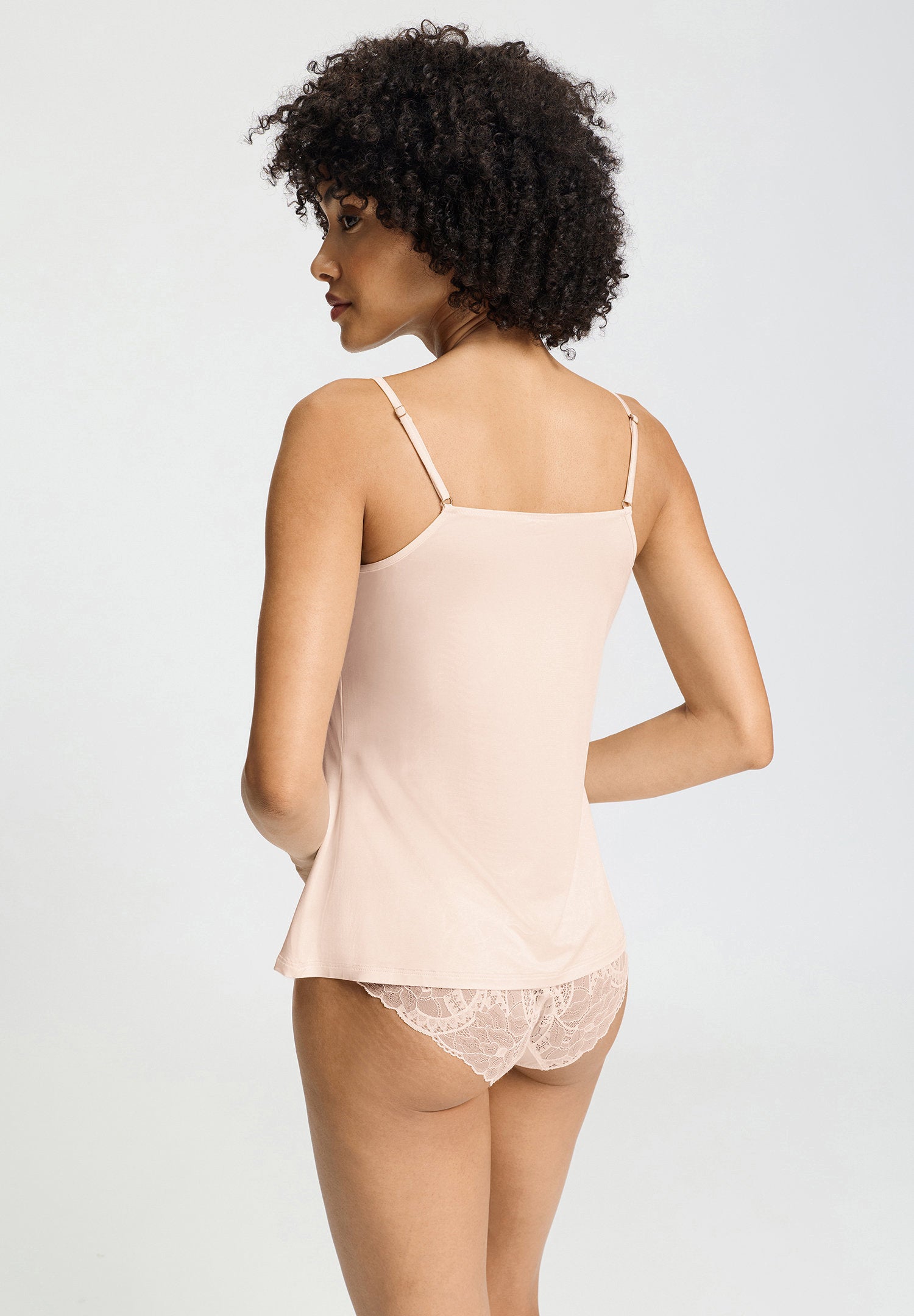 hanro-azelia-spaghetti-top-spitzentop-creamy-glass image 4