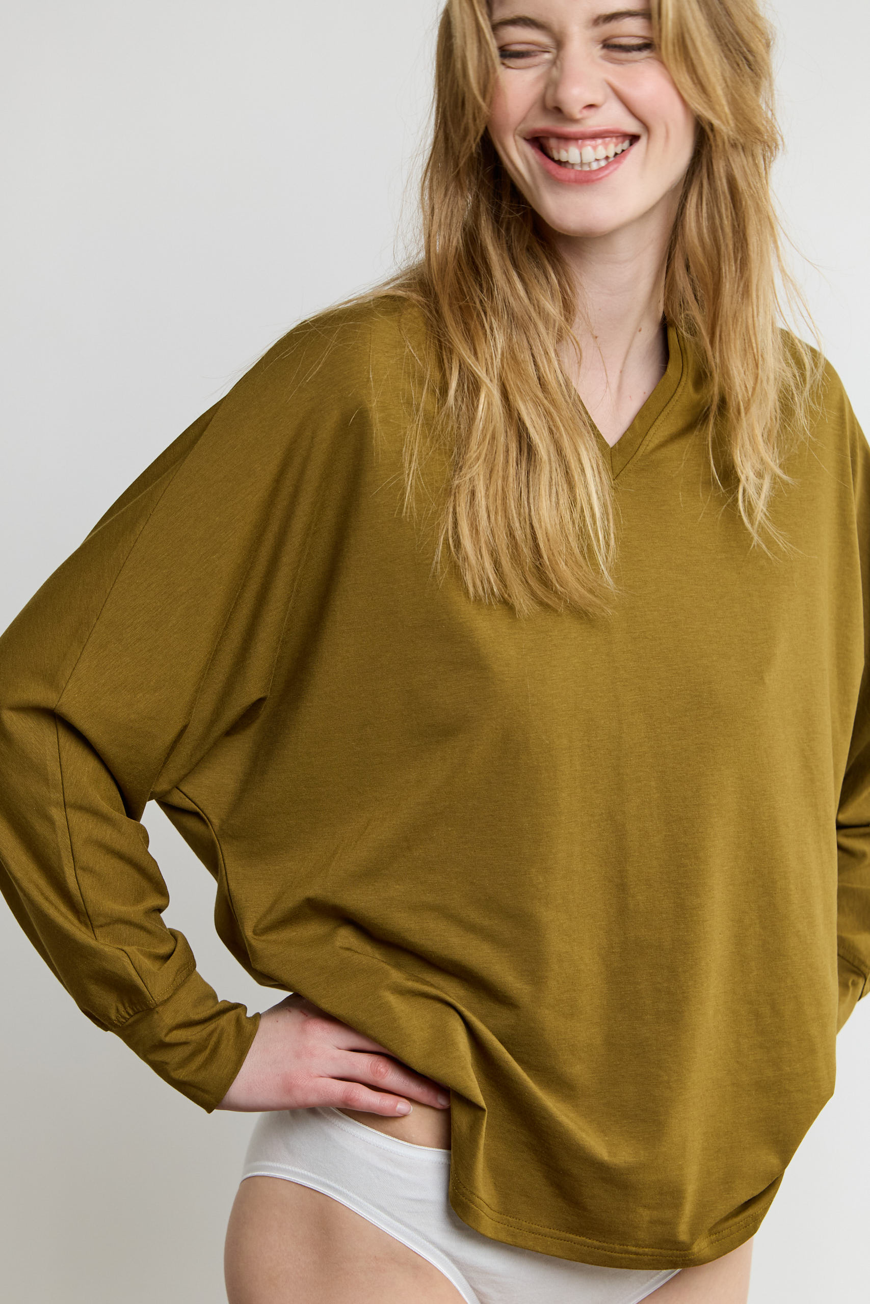 sunday-in-bed-lorena-schlafshirt-jersey-v-ausschnitt image 4