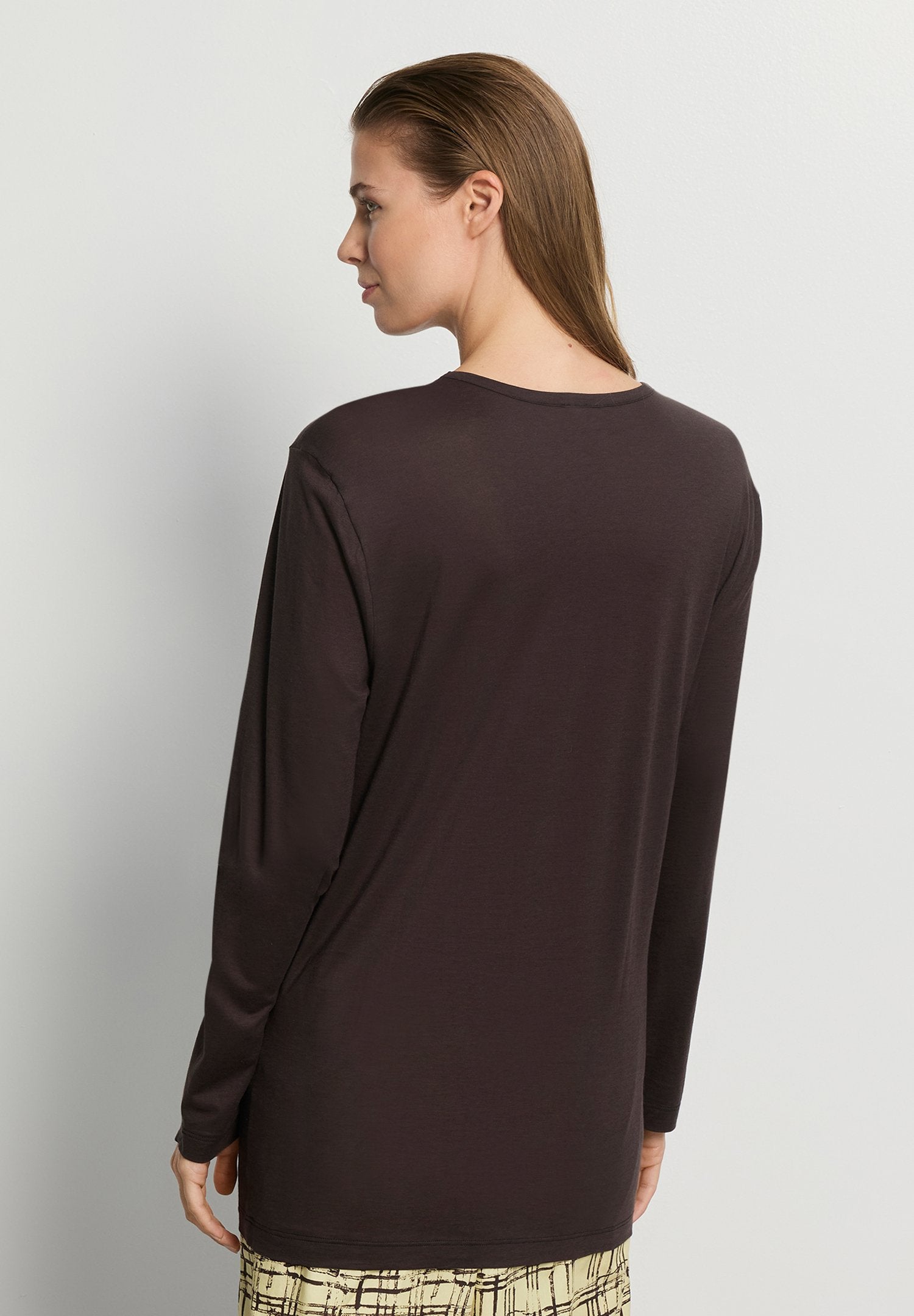 hanro-arthur-arbesser-longsleeve-dark-pine-baumwolle-herren image 7