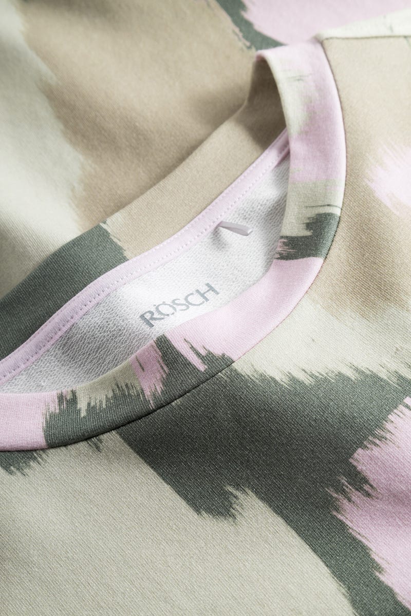 r-sch-be-happy-sweatshirt-langarm-gr-n-im-oversizelook image 5