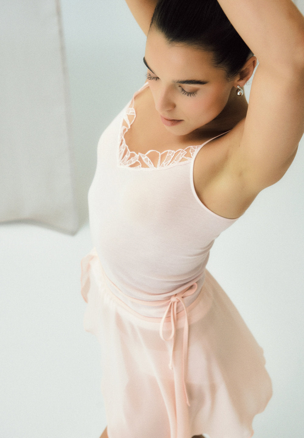 hanro-rosaria-spaghetti-top-damen-rose-bath-baumwoll-top-mit-stickerei image 2