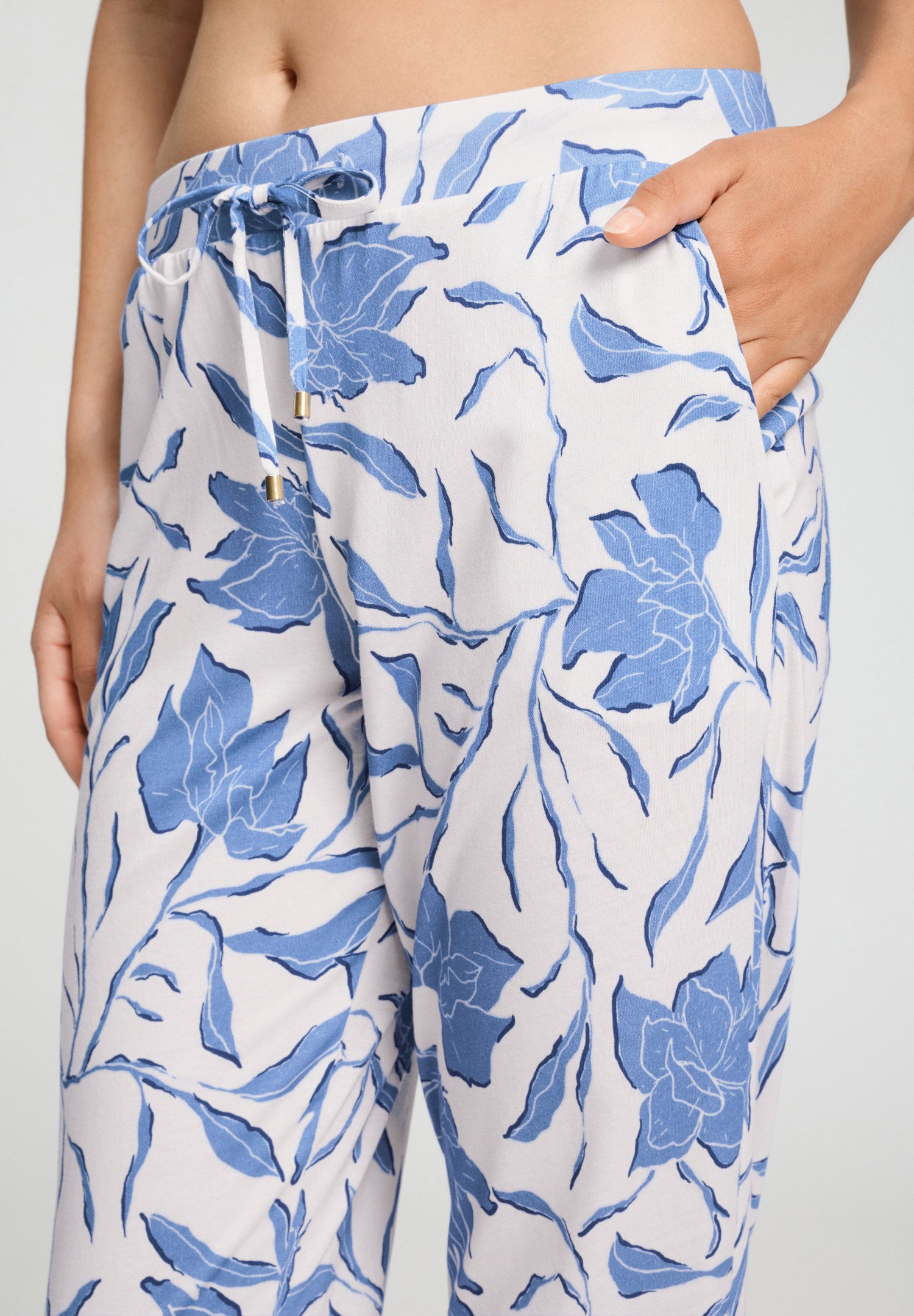 hanro-sleep-lounge-lange-hose-loungehose-graceful-forms-tencel image 6
