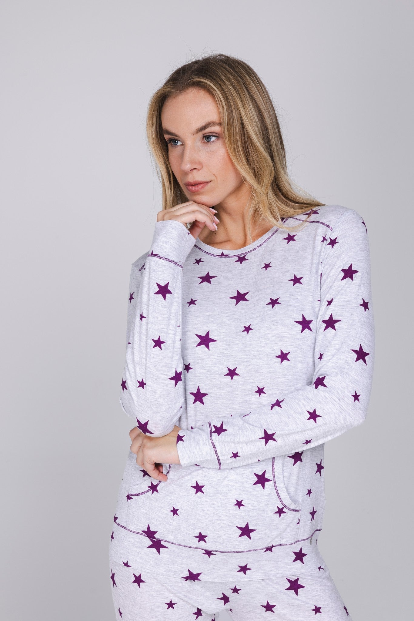 myrebelle-starlight-magic-damenpyjama-grau-sterne image 6