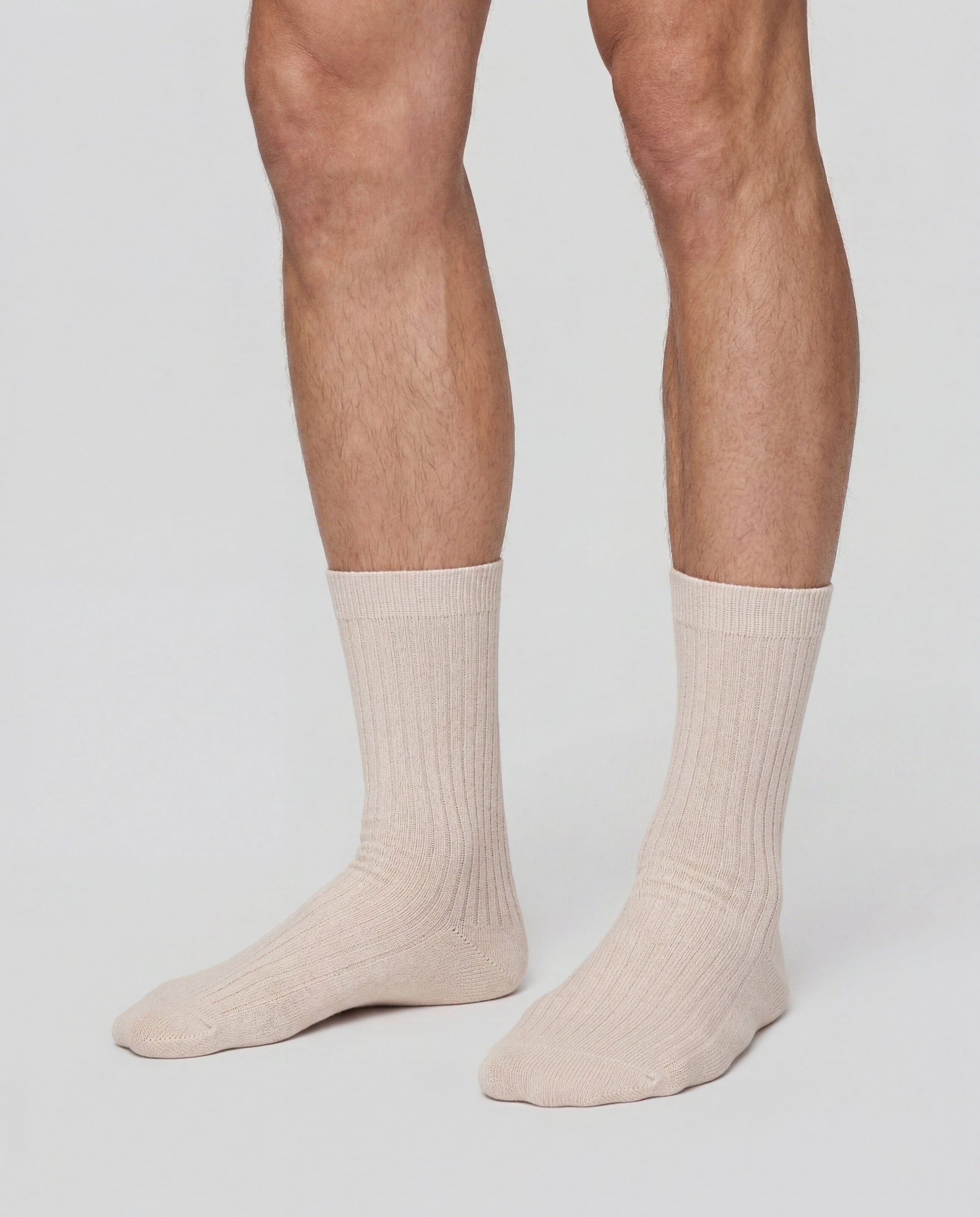 hanro-accessories-socks-light-linen-kaschmir-socken image 2