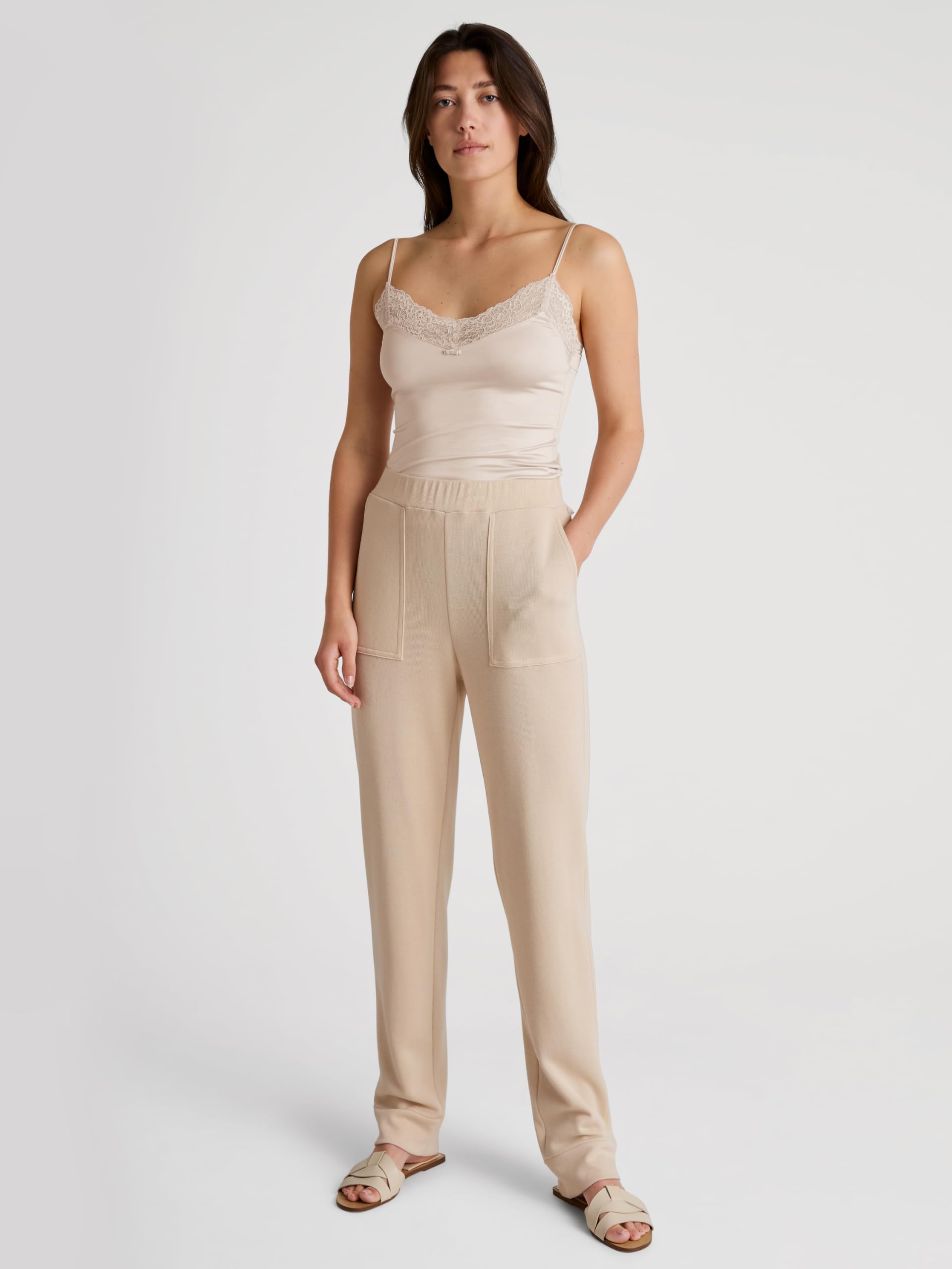 calida-favourites-lounge-hose-damen-velours-beige image 5