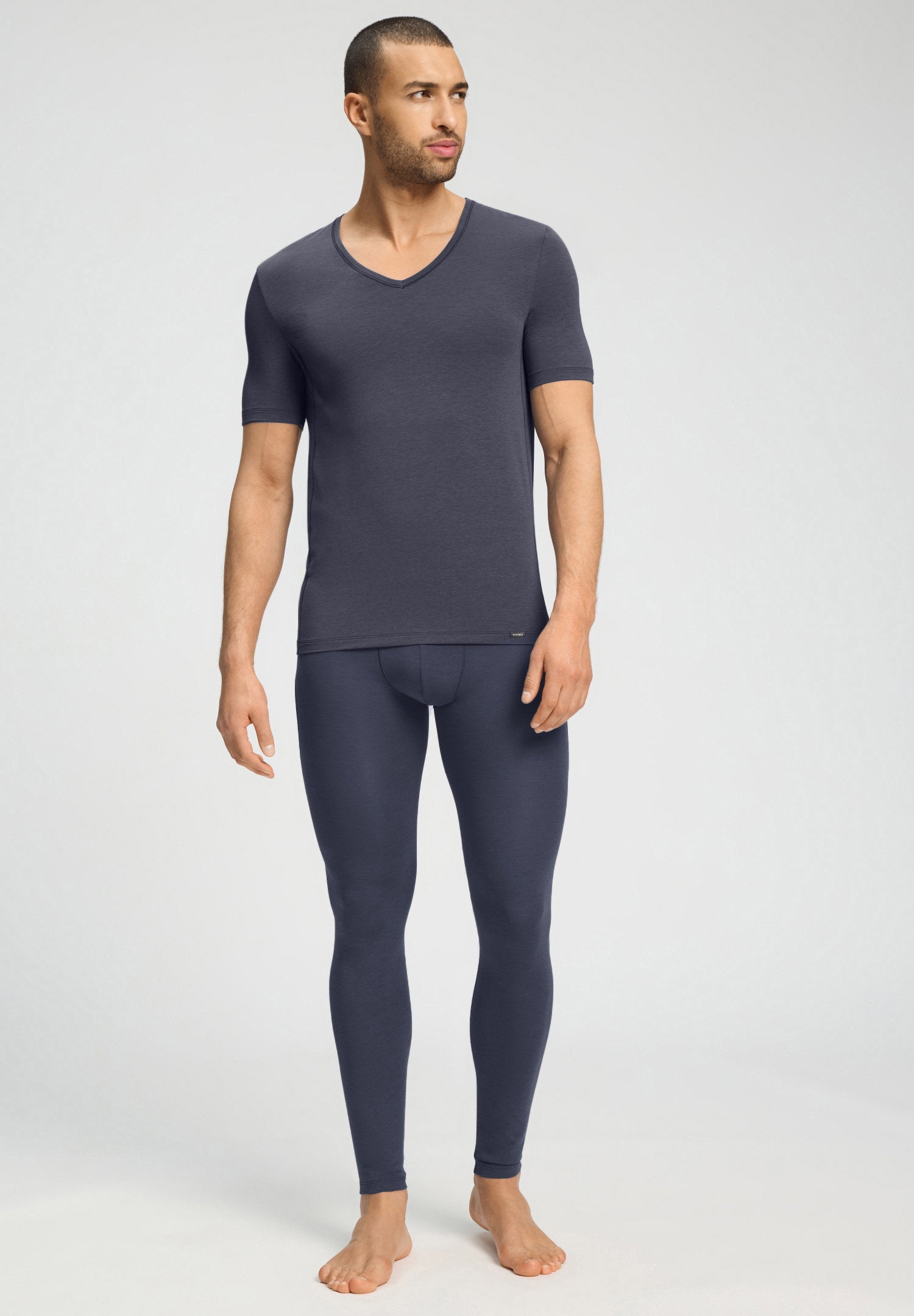 hanro-natural-function-shirt-v-ausschnitt-stormy-gray-lyocell image 5