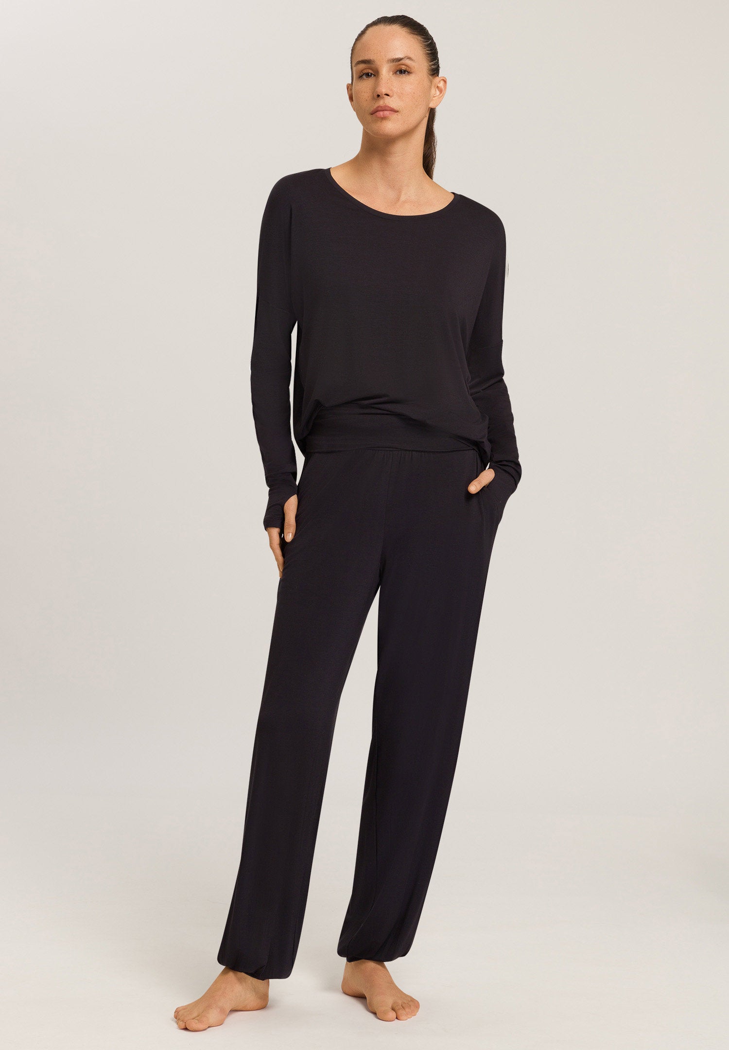 hanro-yoga-l-slv-shirt-langarmshirt-black-beauty-tencel image 5