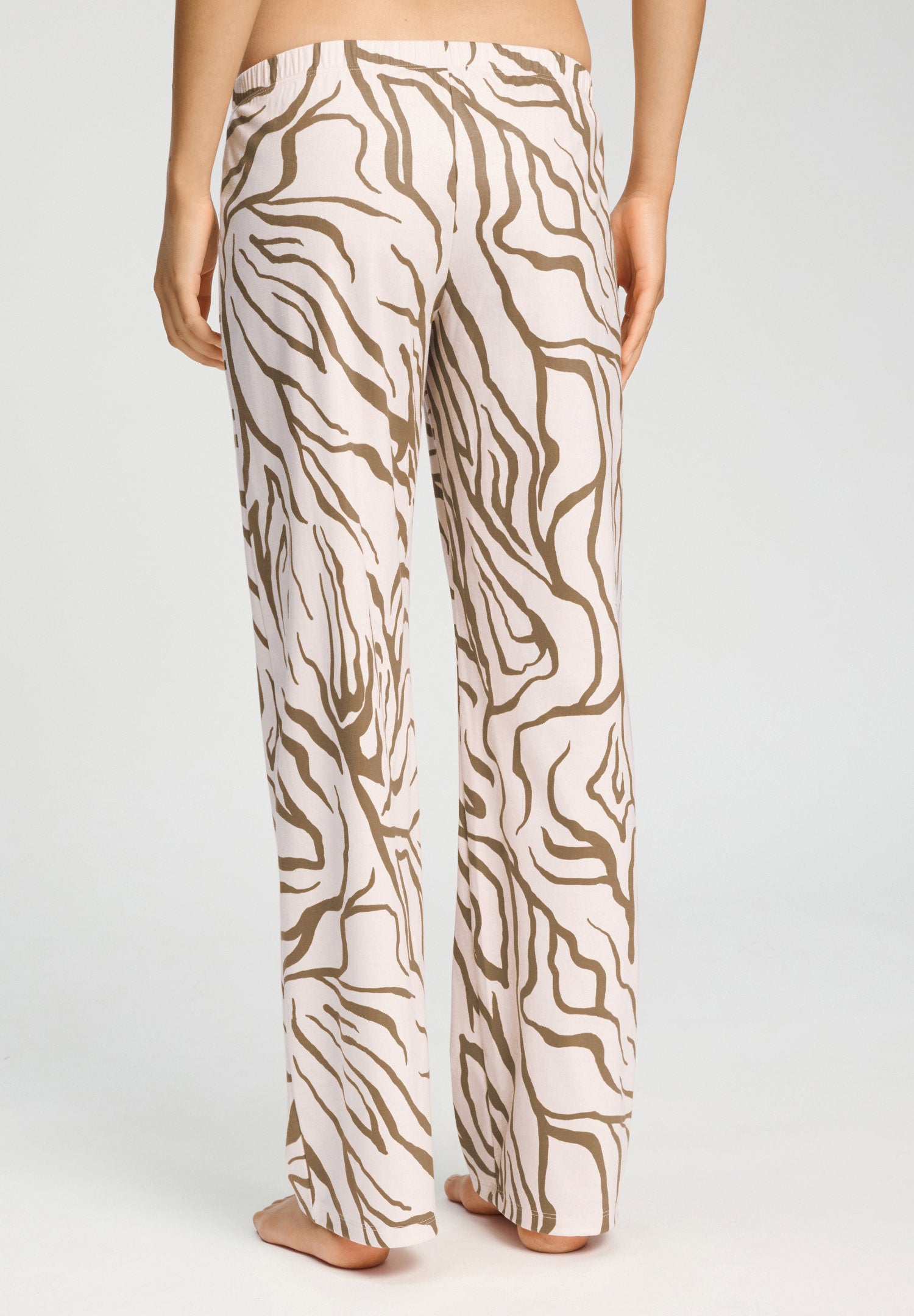 hanro-loungy-nights-loungehose-lang-wild-suede-baumwolle image 4