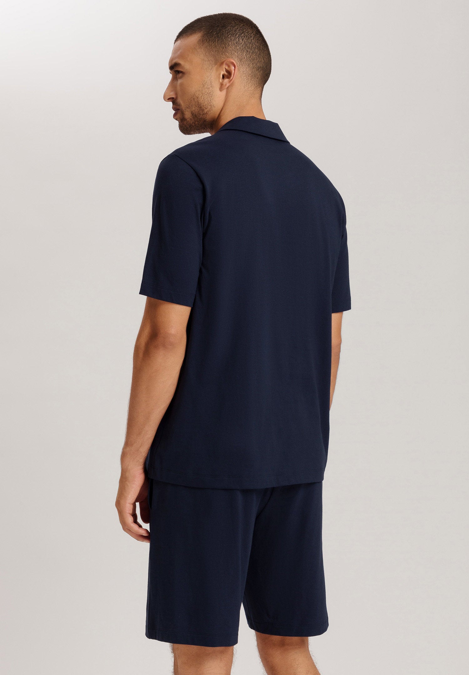 hanro-night-day-henley-shirt-deep-navy-baumwolle image 4