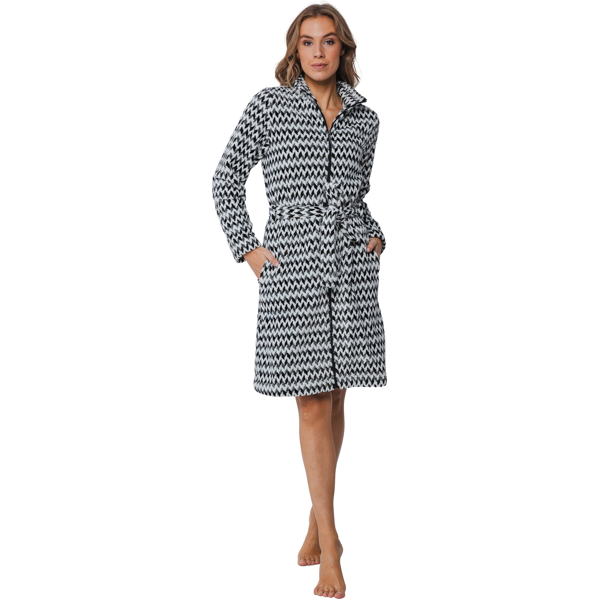 pastunette-premium-morgenmantel-schwarz-fleece-damen image 2