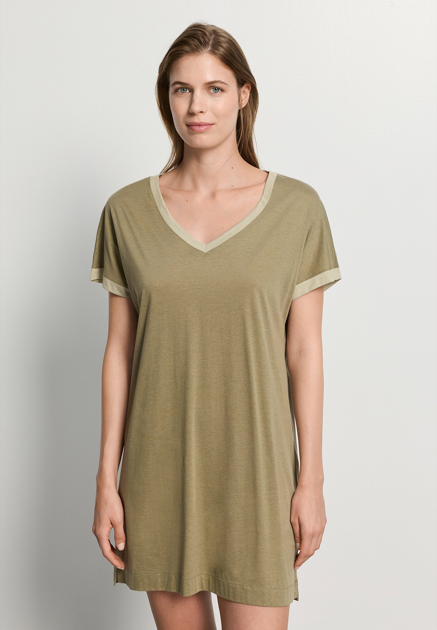 hanro-laura-s-slv-nightdress-85cm-nachthemd-covert-green-modal image 2