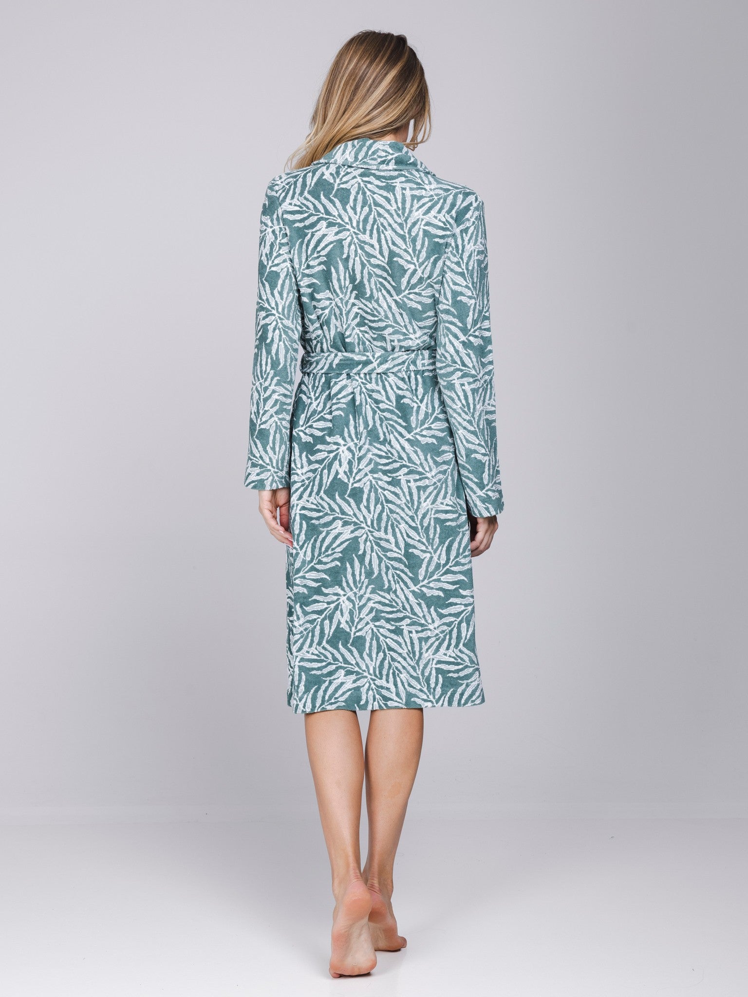 pastunette-nordic-leaf-bademantel-gr-n-jacquard-110-cm image 4