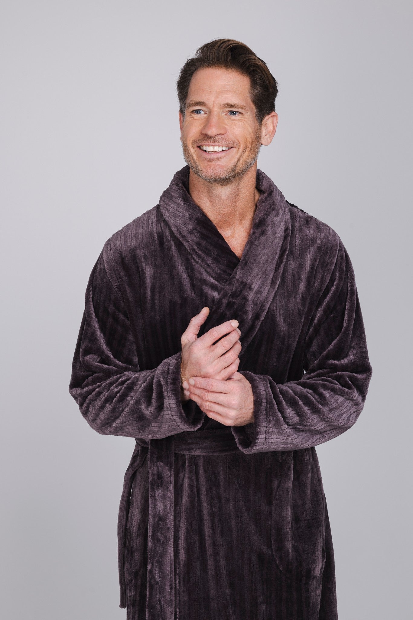 pastunette-urban-essence-bademantel-herren-braun-fleece image 6