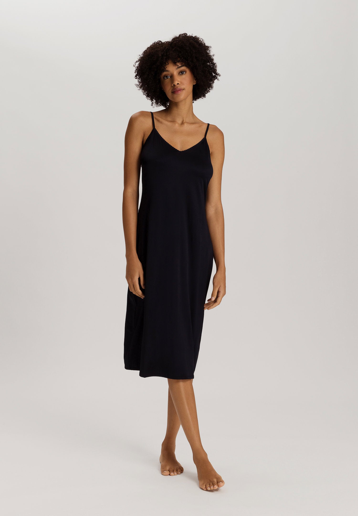 hanro-satin-deluxe-unterkleid-110cm-schwarz-viskose image 2