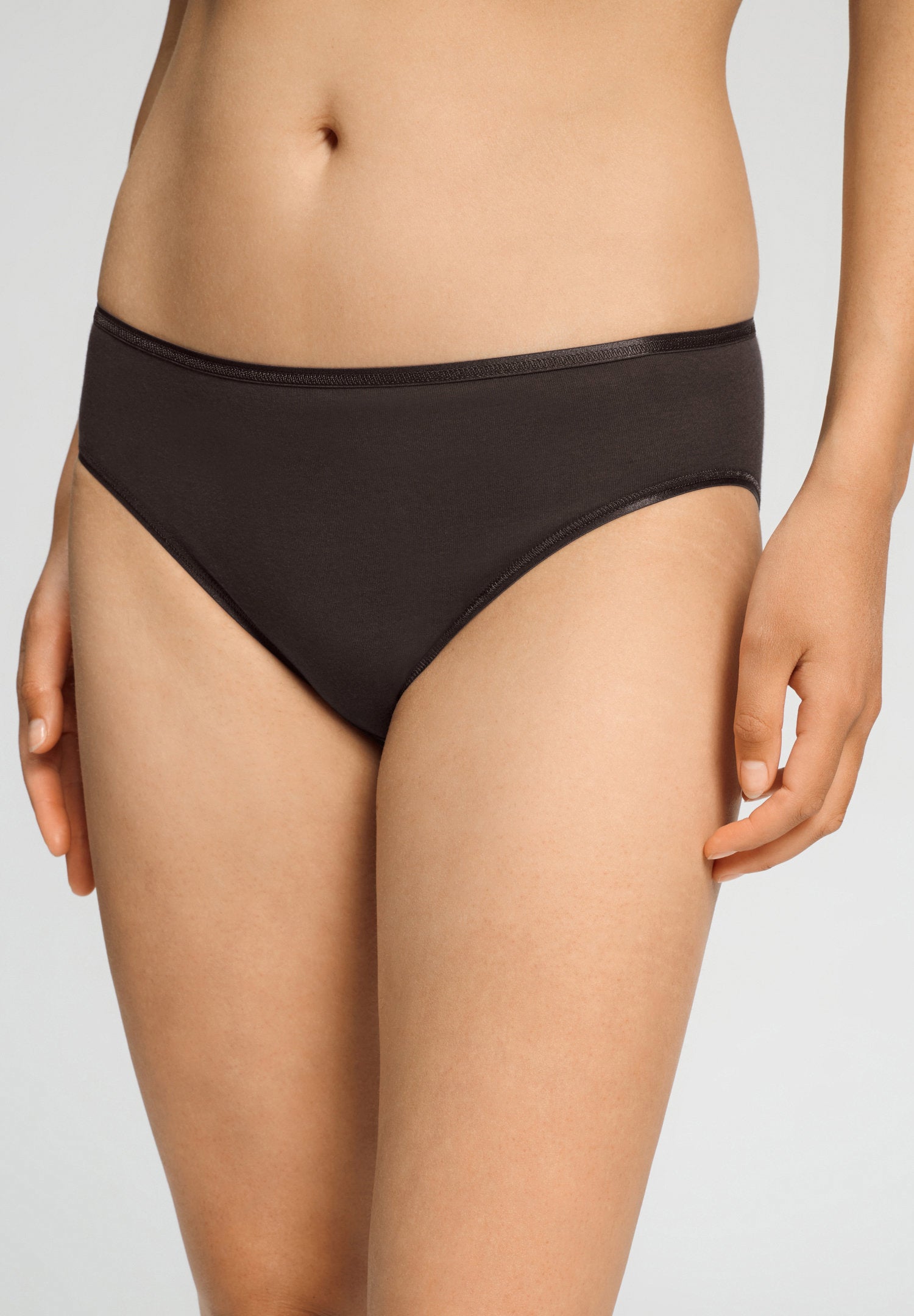hanro-cotton-seamless-midi-slip-damen-dark-mocha image 2
