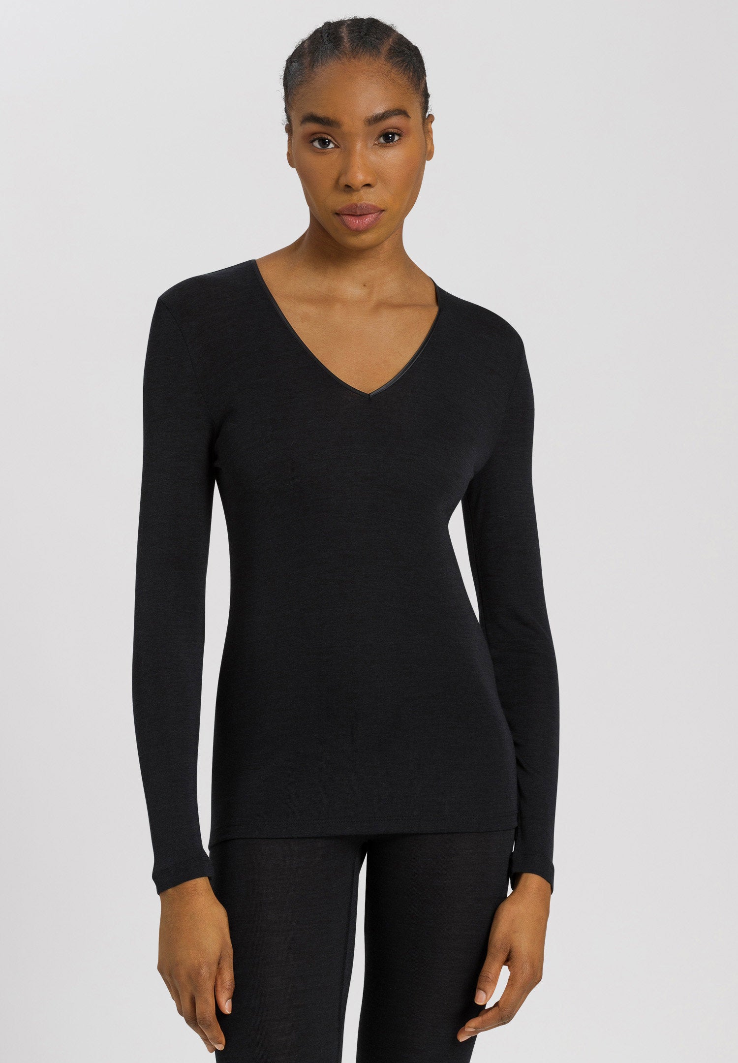 hanro-woolen-silk-071418-langarm-shirt-schwarz-wolle-seide image 2