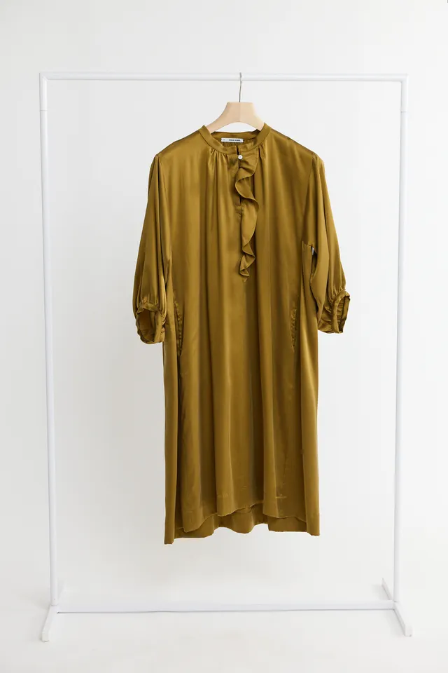 sunday-in-bed-noemi-seidenkleid-r-schen-seidensatin image 1