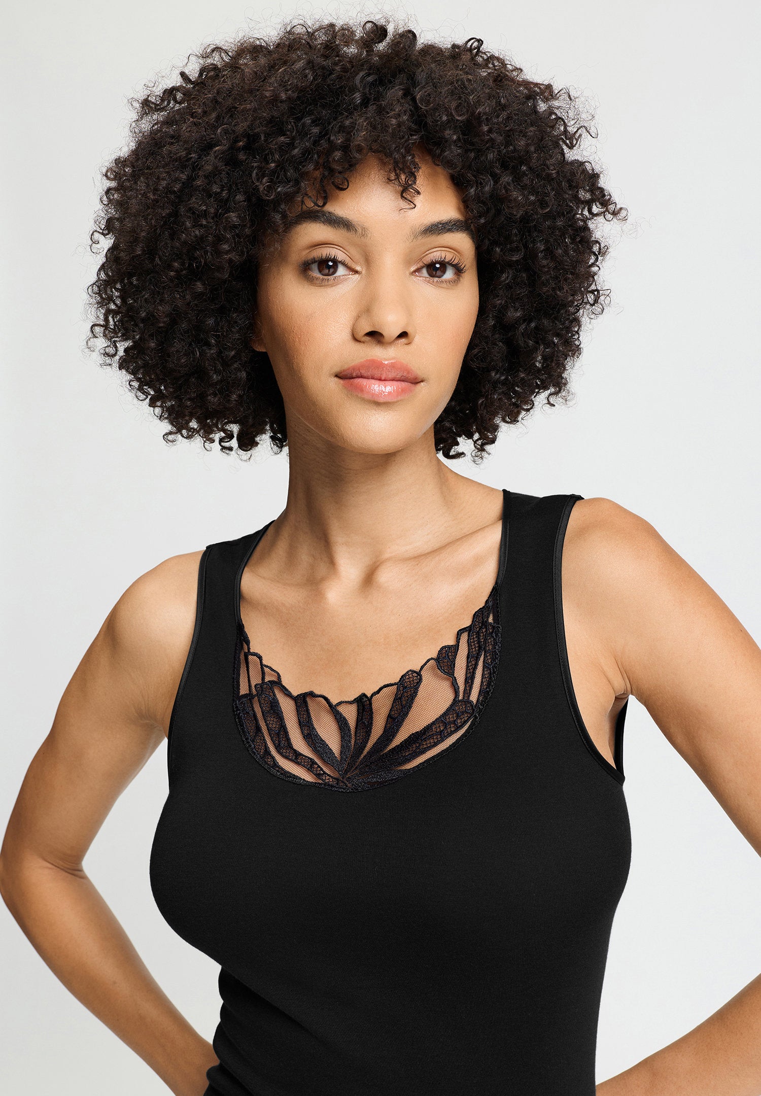 hanro-rosaria-tank-top-tr-gertop-schwarz-baumwolle image 6
