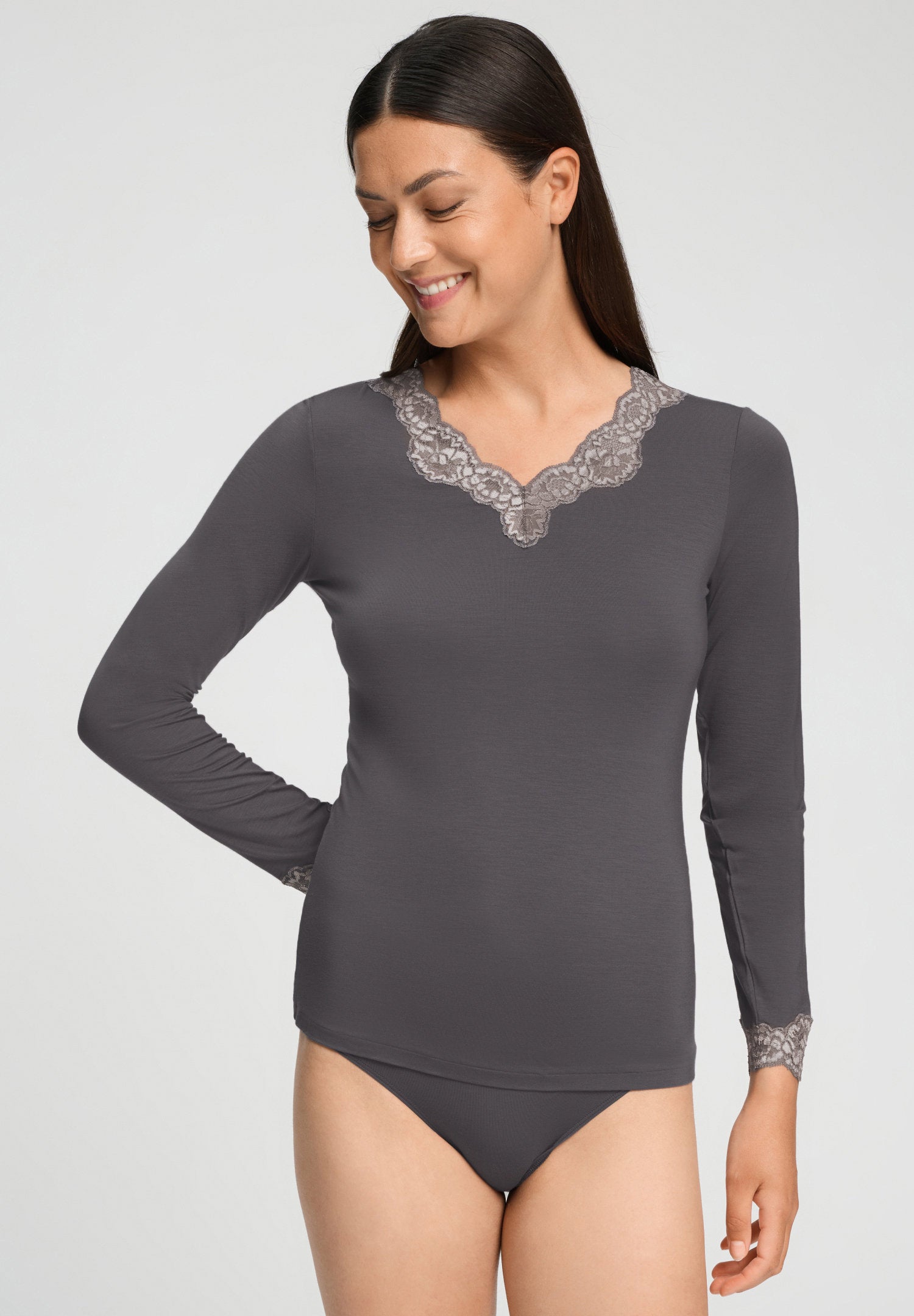hanro-dana-071841-langarmshirt-boulevard-mit-spitze image 2