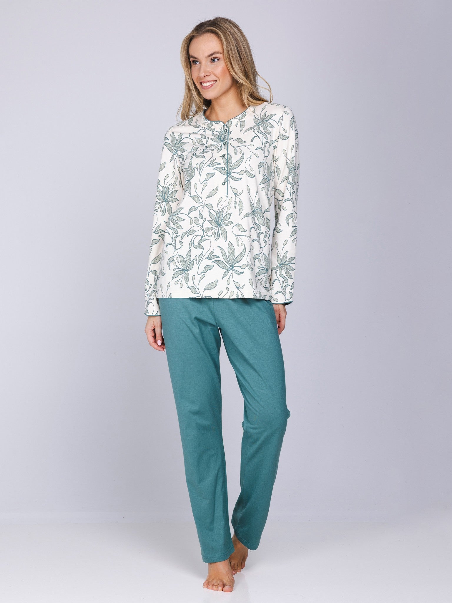 pastunette-nordic-leaf-pyjama-gr-n-schlafanzug-blattprint image 2
