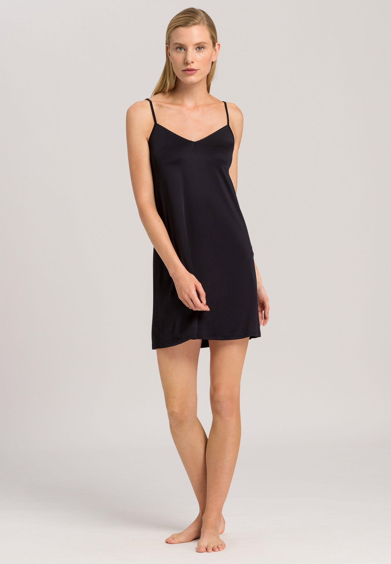 hanro-satin-deluxe-bodydress-85cm-unterkleid-schwarz image 5
