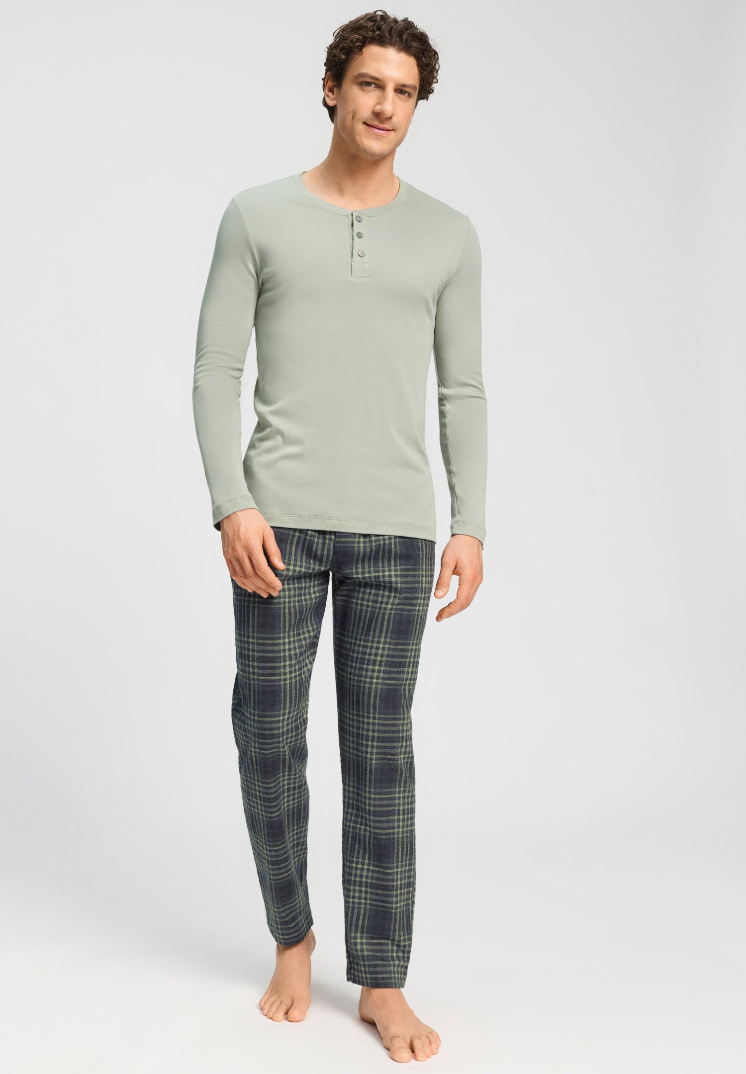 hanro-cozy-comfort-pyjamahose-lang-willow-squares-flanell image 6
