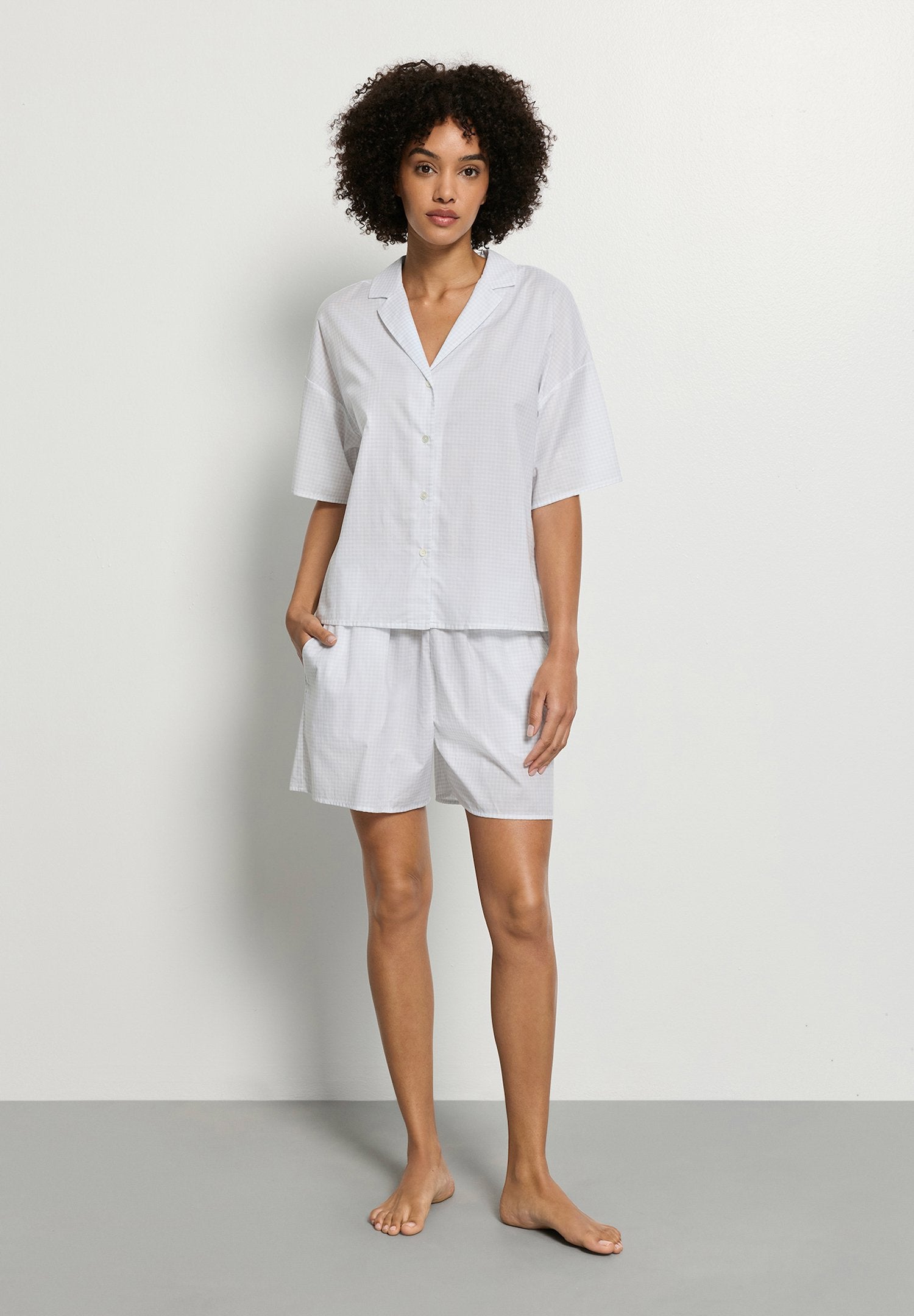 hanro-sleep-lounge-kurzarm-shirt-kariert-baumwolle-damen image 5