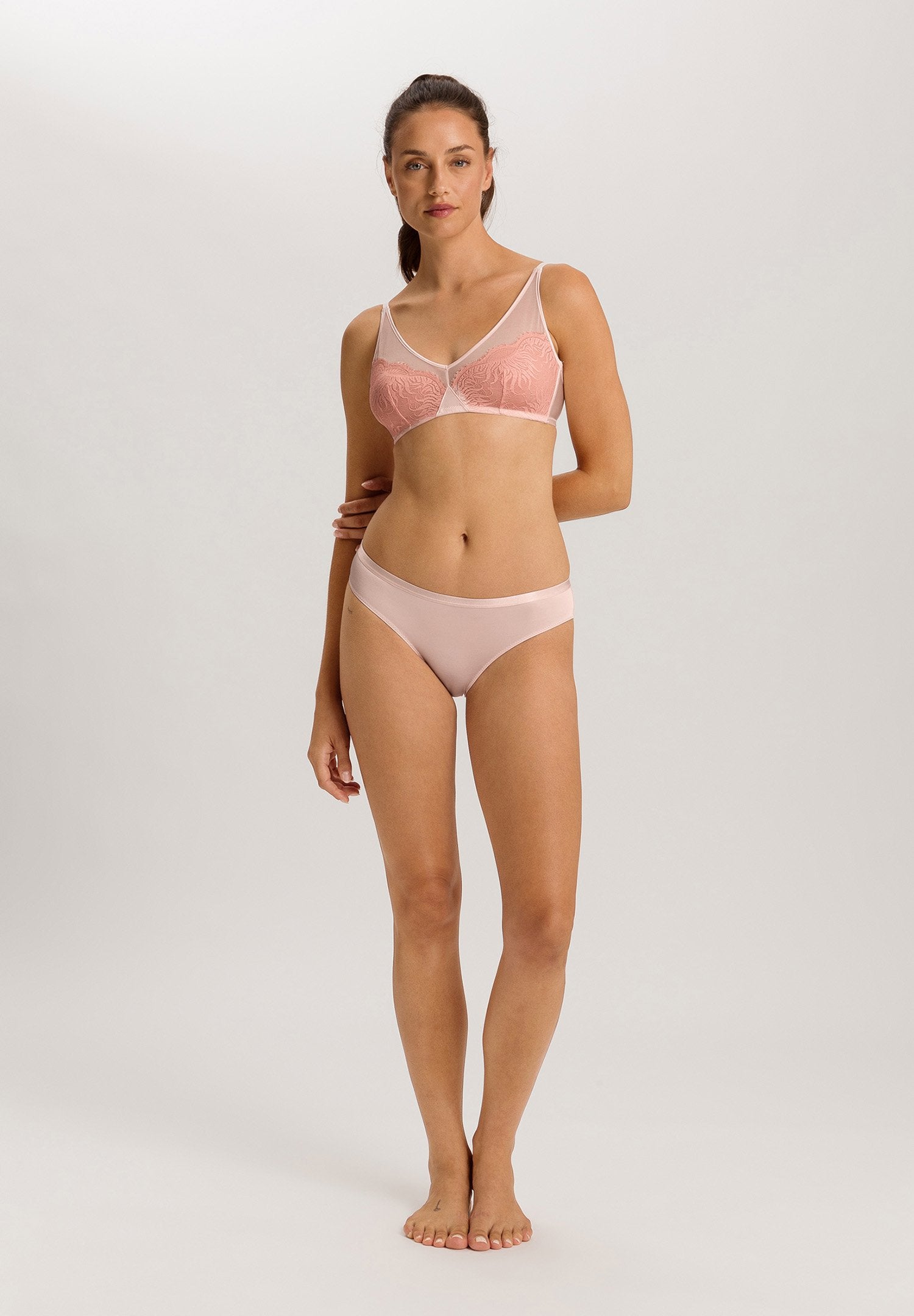 hanro-gale-soft-cup-bra-bh-rosewater-spitze image 5